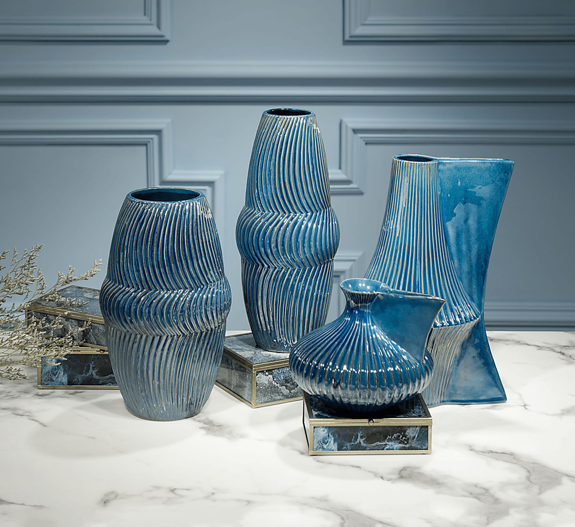 Chidi Blue Large Outdoor Vase - Image 3