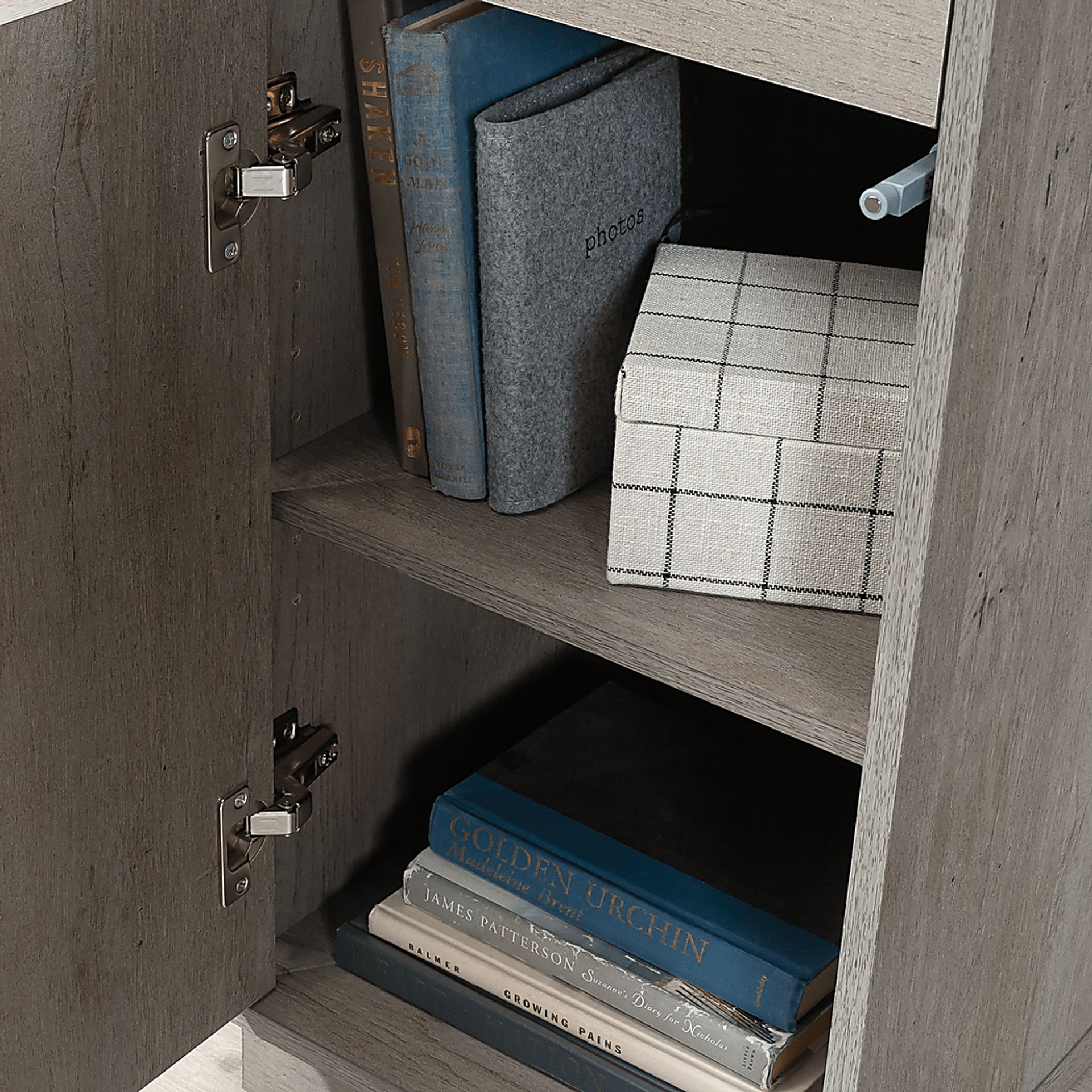 Chieftainy Gray Desk - Image 4