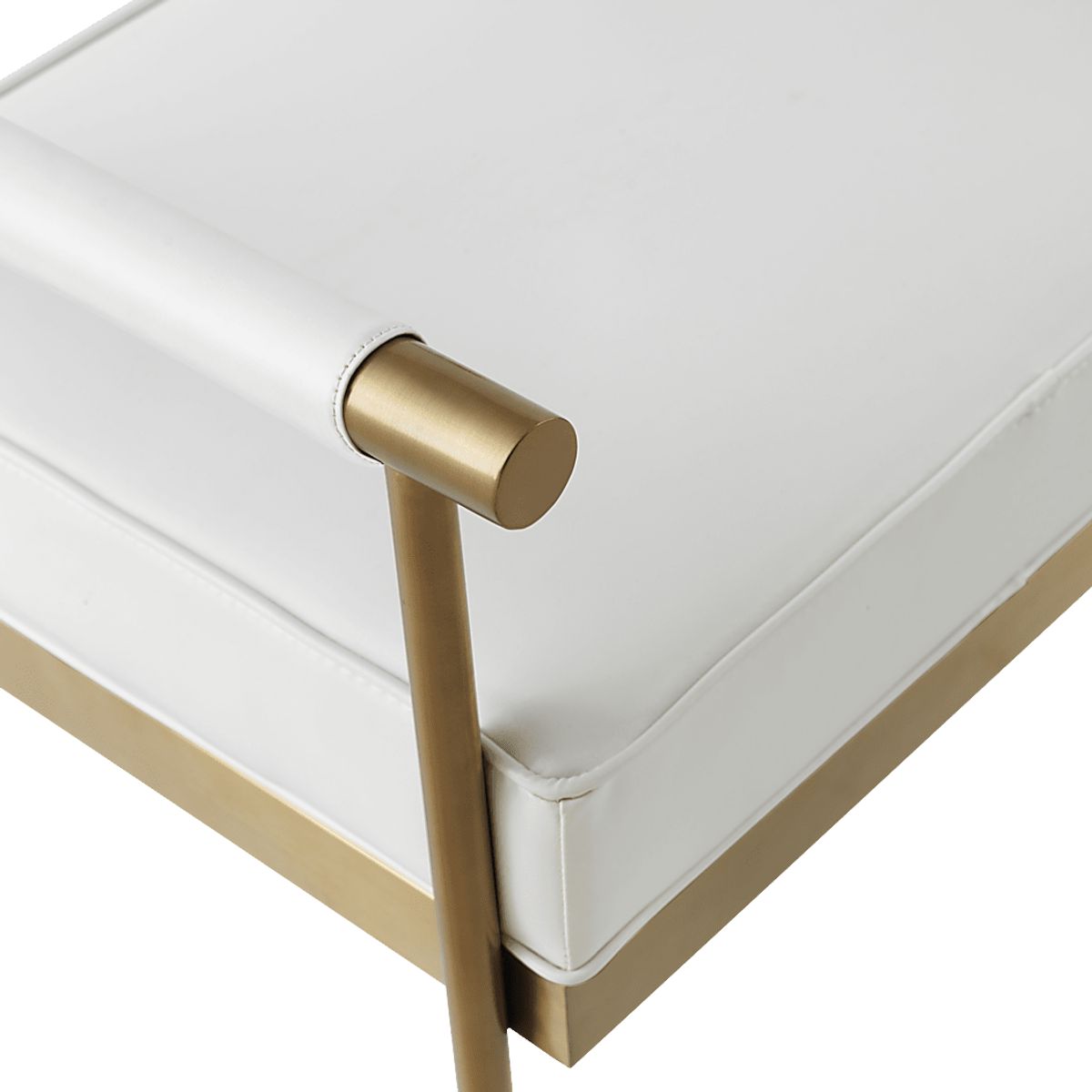 Chilcut White Polyurethane Fabric Bench | Rooms to Go