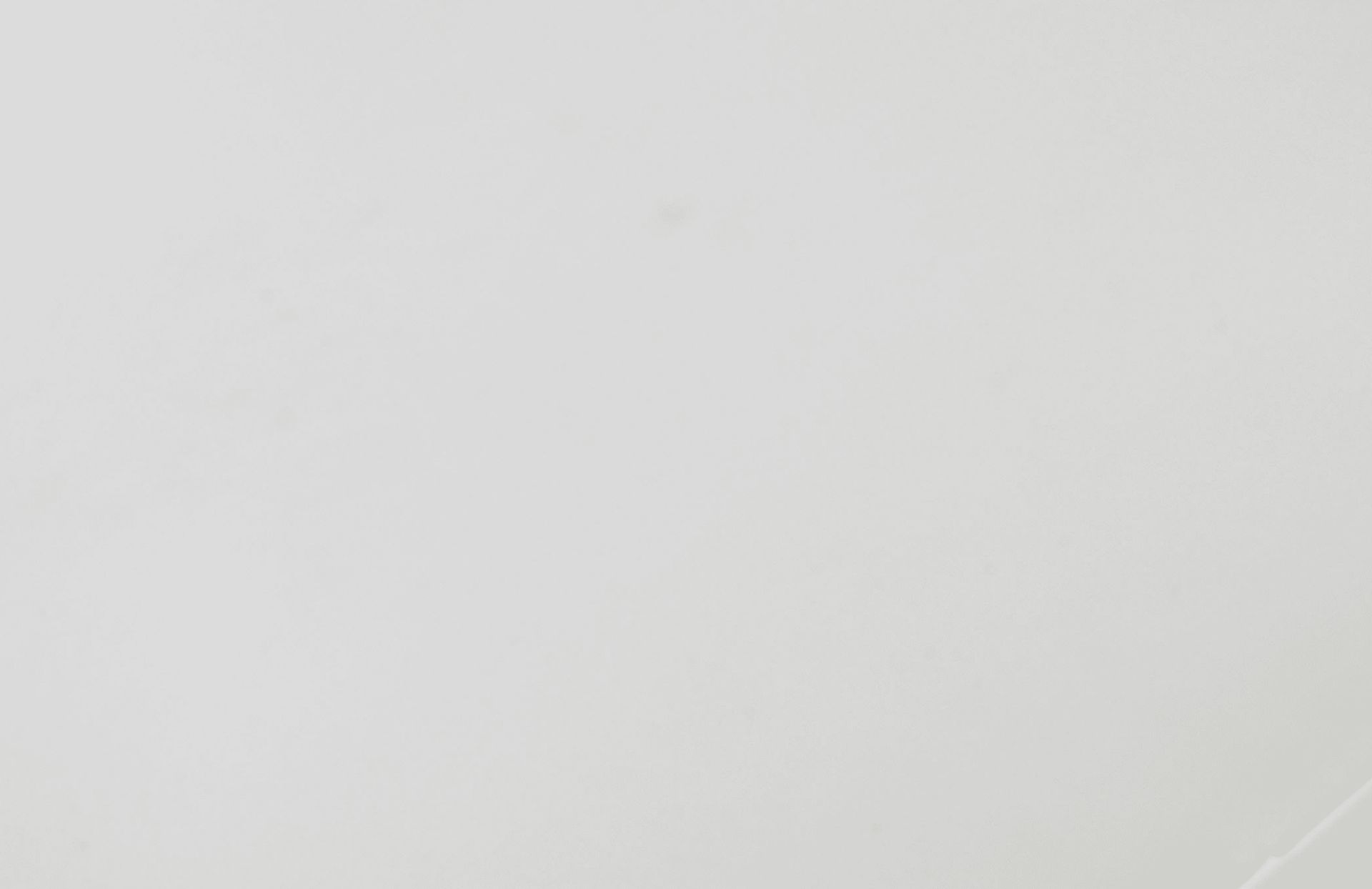 Chilcut White Bench - Image 10