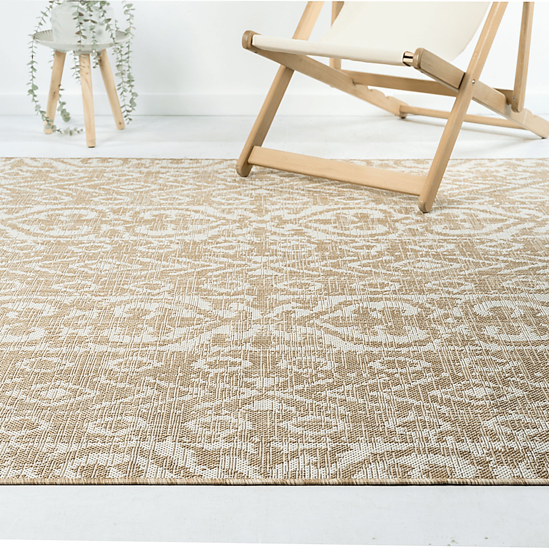 Chiley Beige 5' x 8' Indoor,Outdoor Rug - Image 3