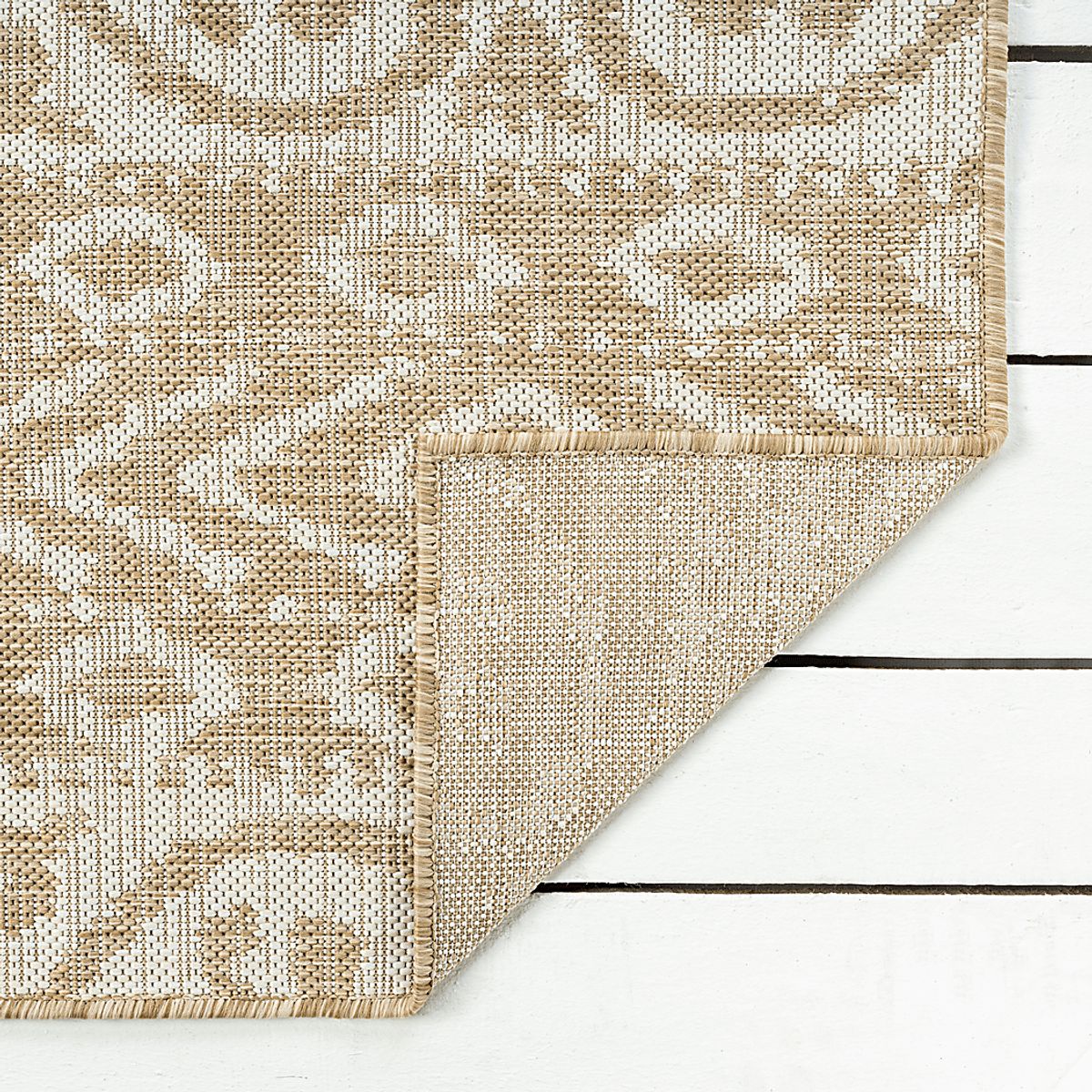 Chiley Beige Rugs | Rooms to Go