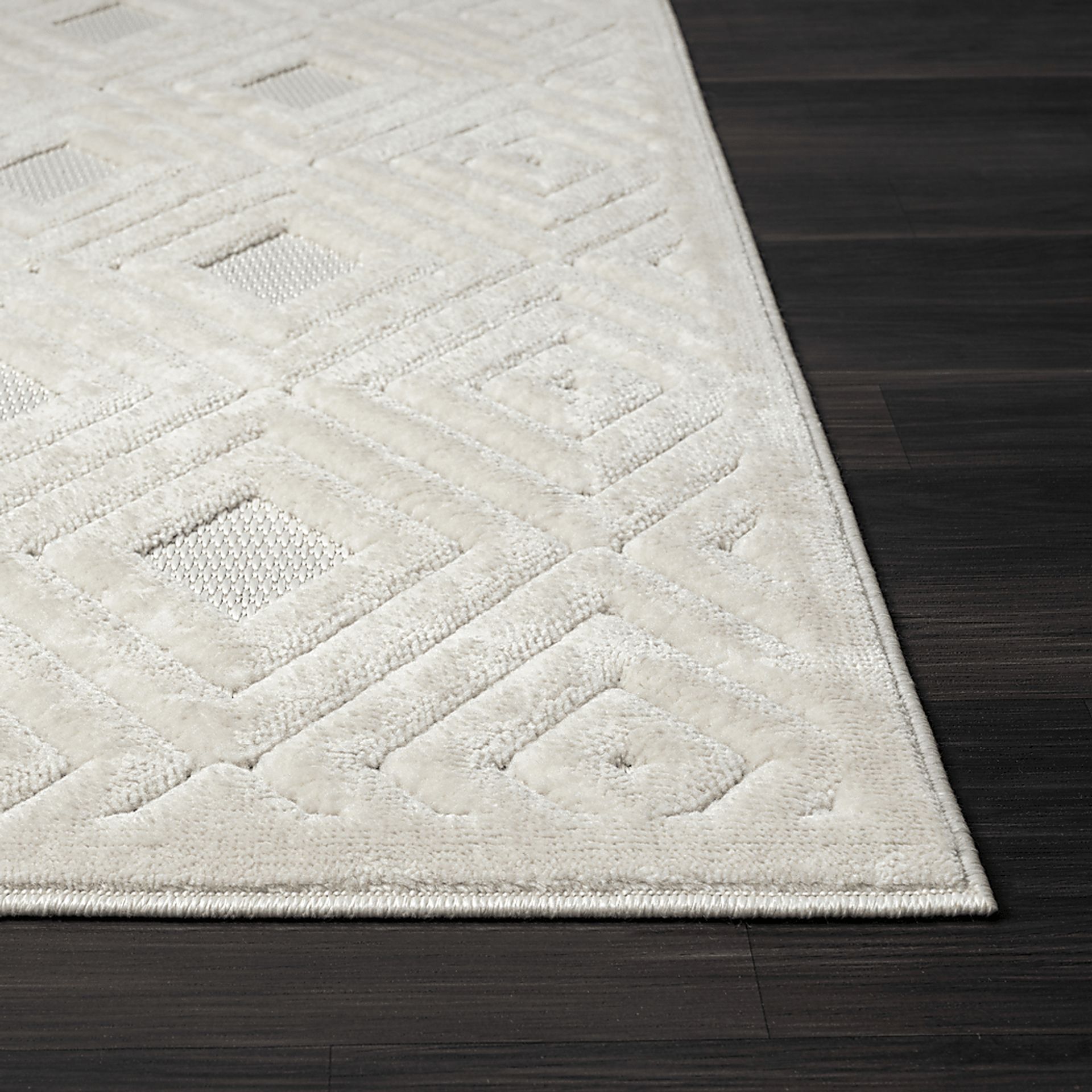 Chivons Ivory 5' x 7' Indoor,Outdoor Rug - Image 7
