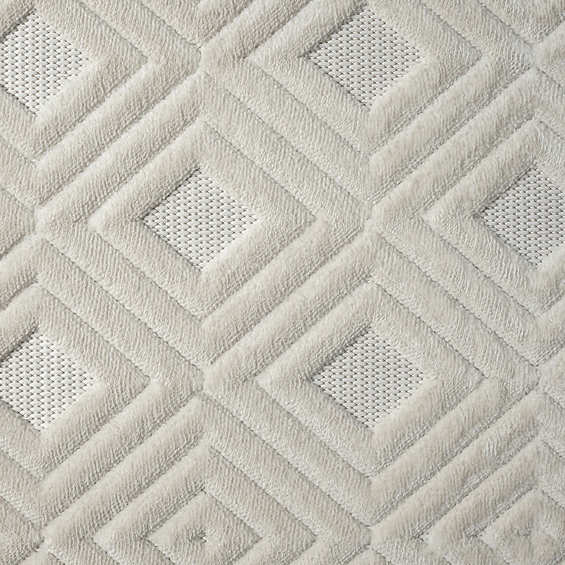Chivons Ivory 5' x 7' Indoor,Outdoor Rug - Image 9