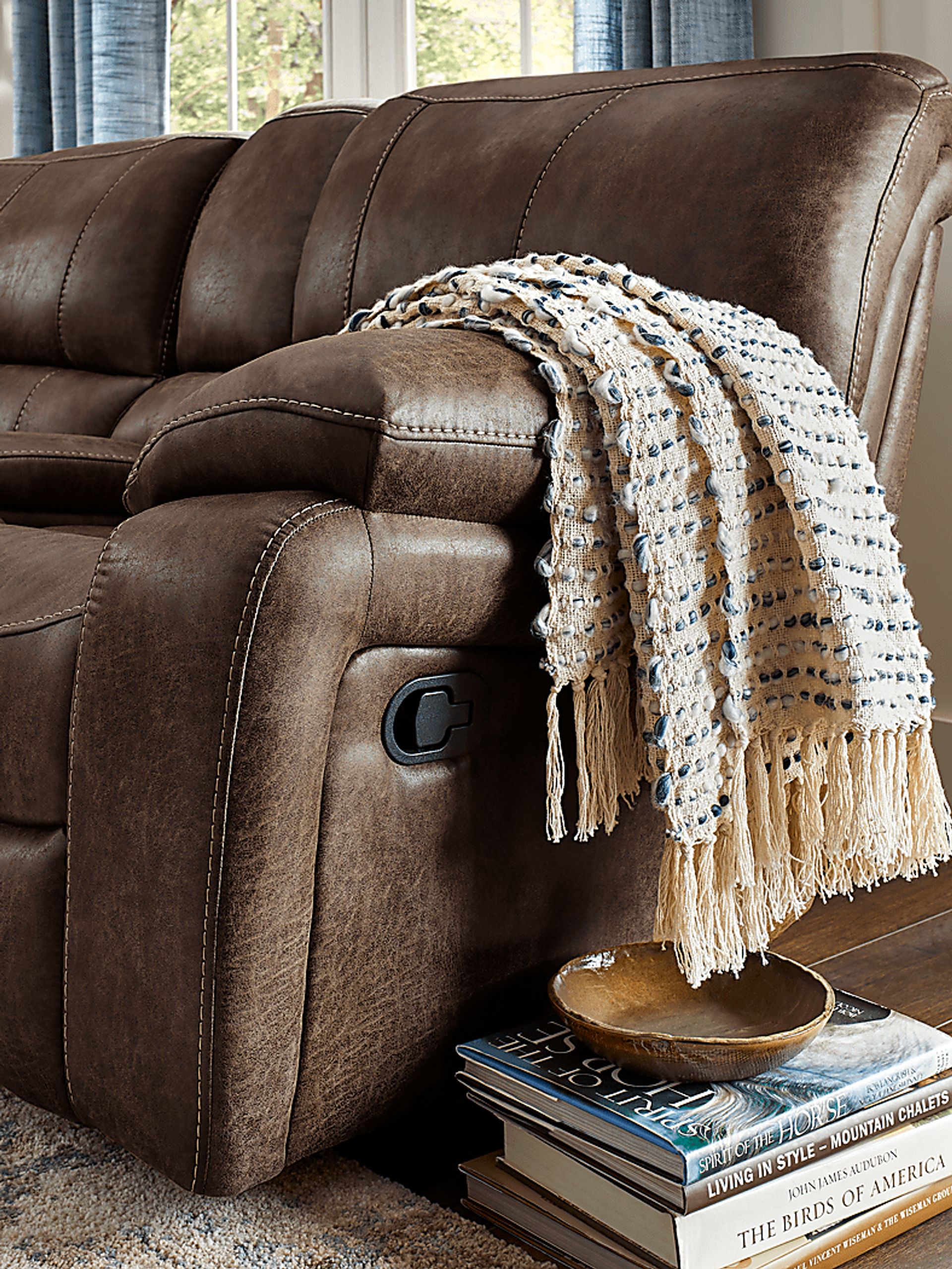 Cindy Crawford Home Alpen Ridge Brown 3 Pc Reclining Living Room - Image 8