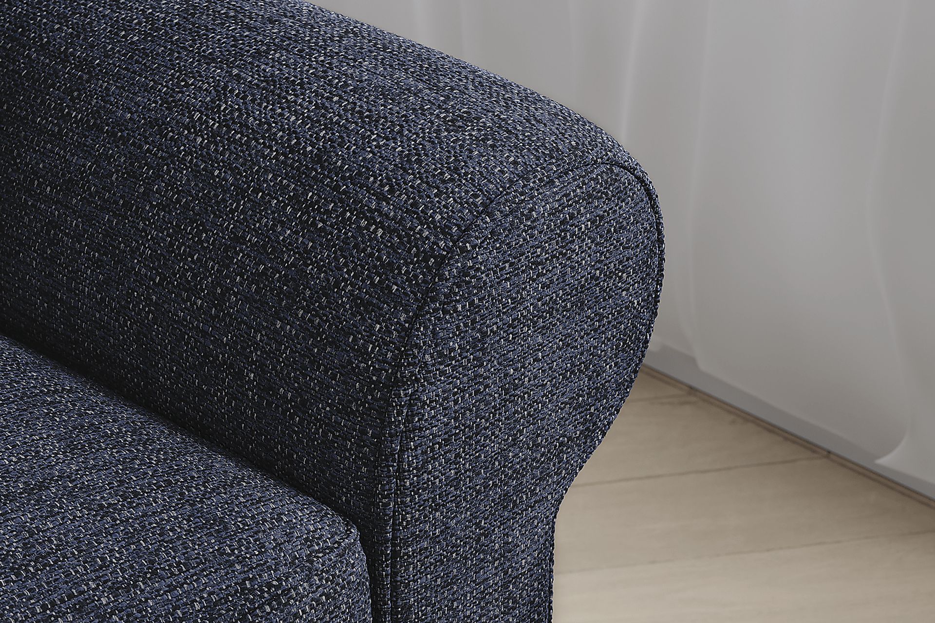 Bellingham Midnight Textured Sleeper - Image 2