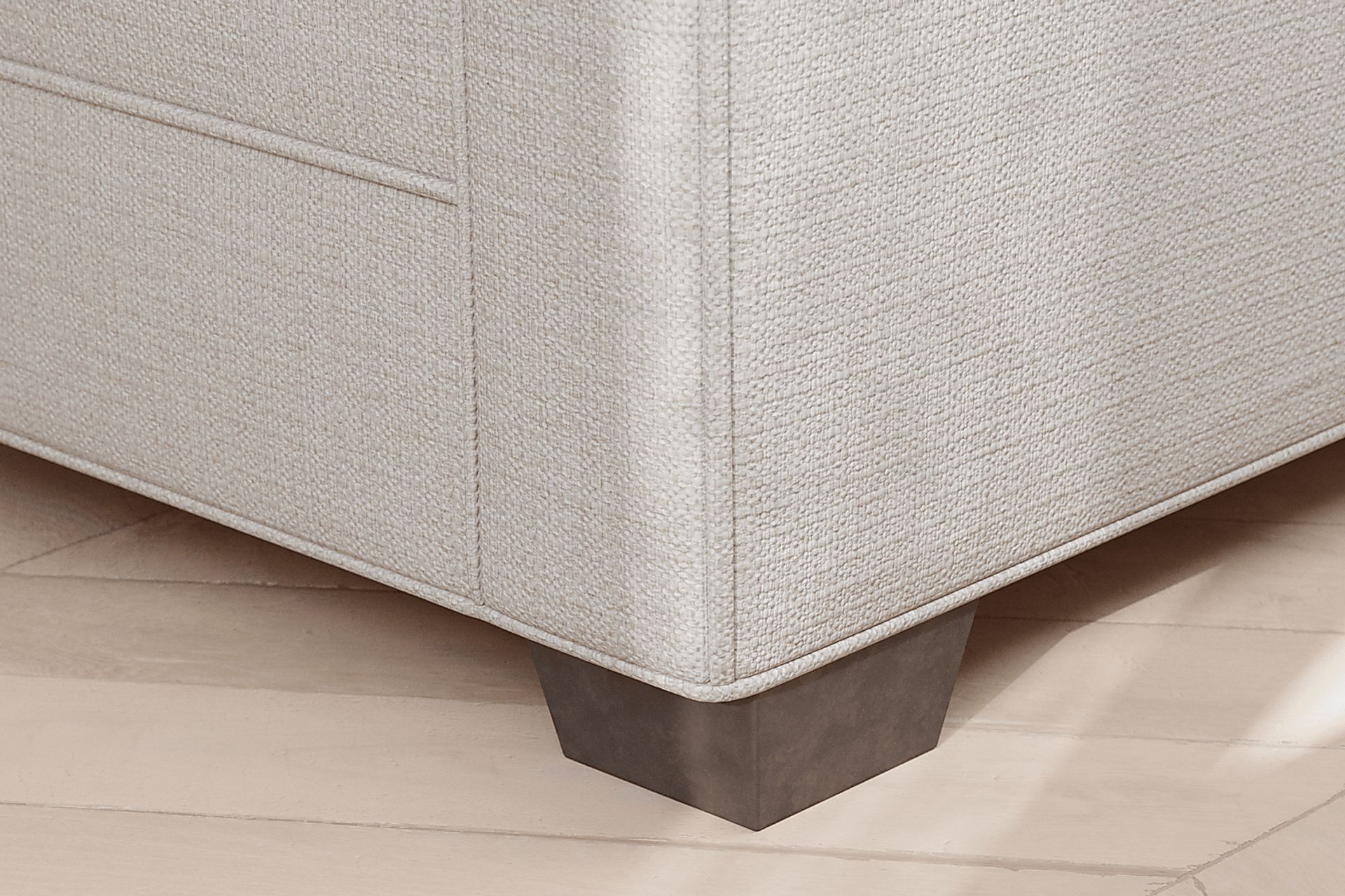 Bellingham Off-White Textured Sleeper Chair - Image 3