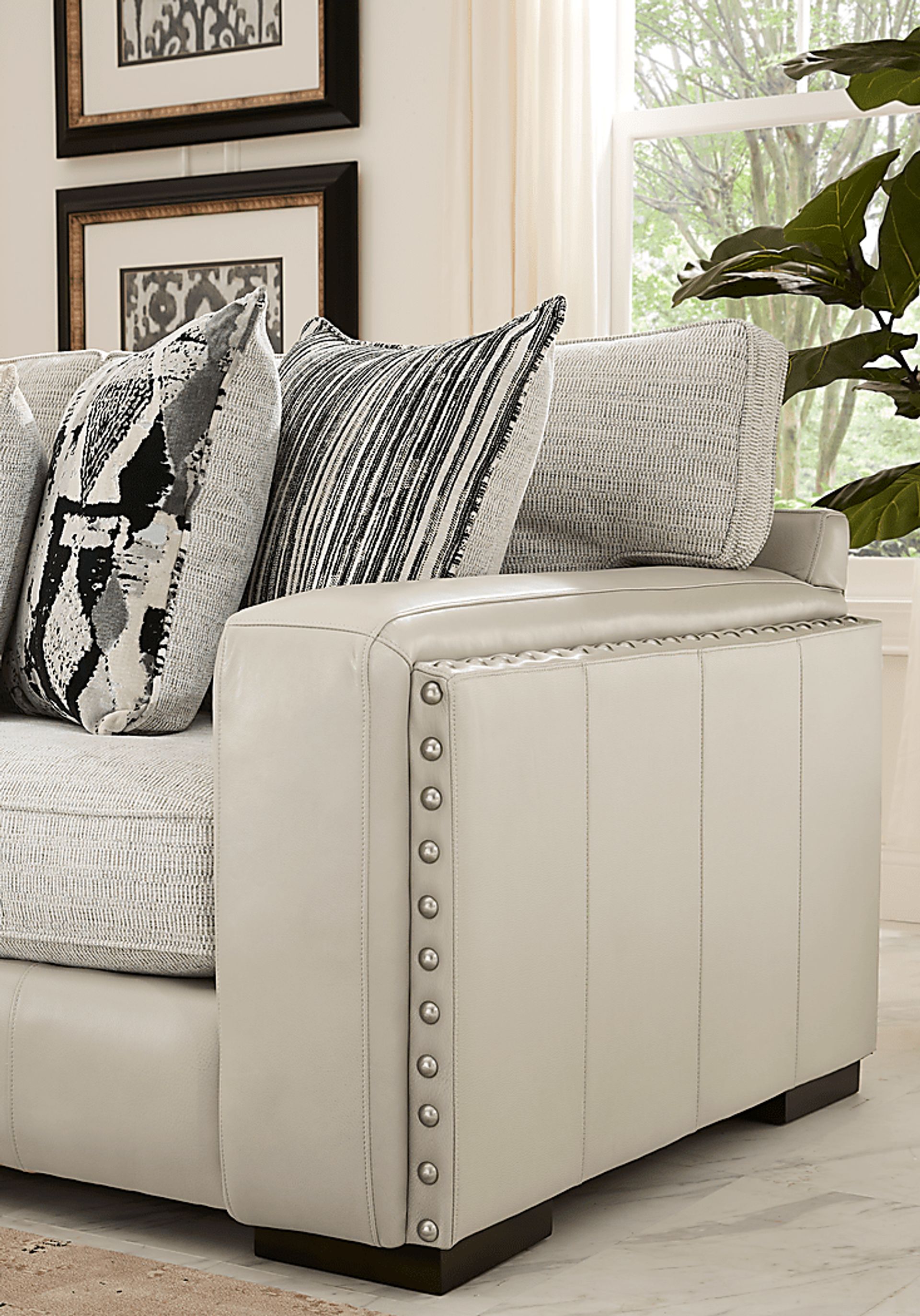 Cindy Crawford Home Broad Street Ivory 6 Pc Sectional Living Room - Image 4