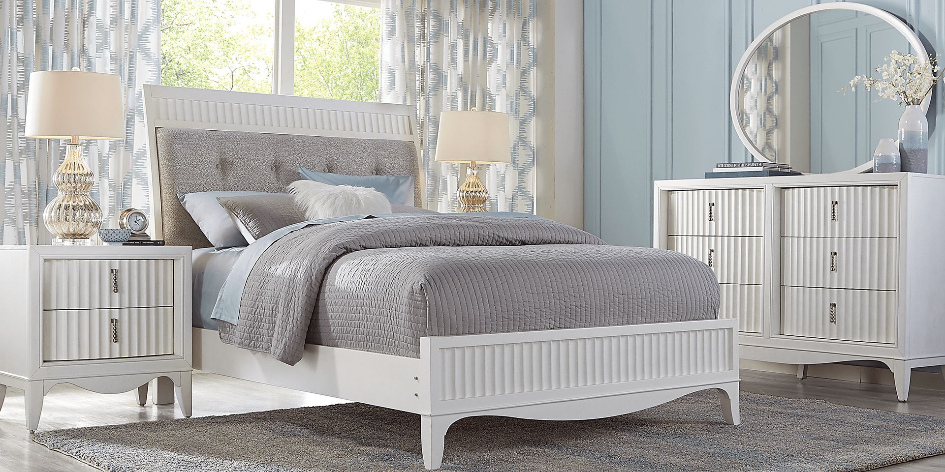 Cindy Crawford Home Clarendon Heights White 5 Pc King Panel Bedroom - Image 1
