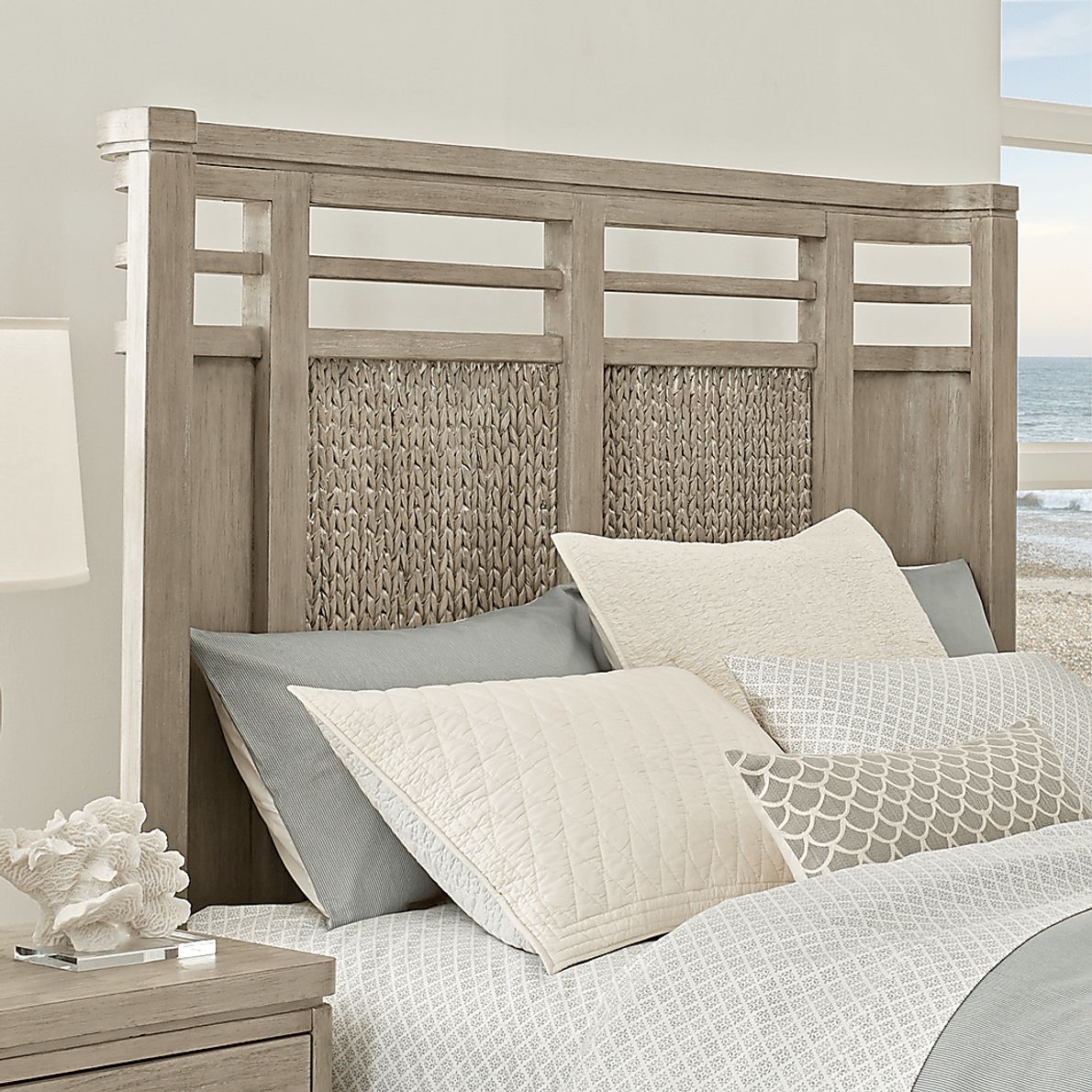 Cindy Crawford Home Golden Isles Gray 5 Pc Queen Panel Bedroom