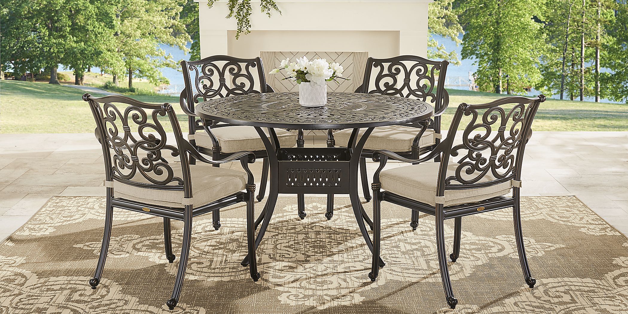 Cindy Crawford Home Lake Como Antique Bronze 5 Pc Round Outdoor Dining