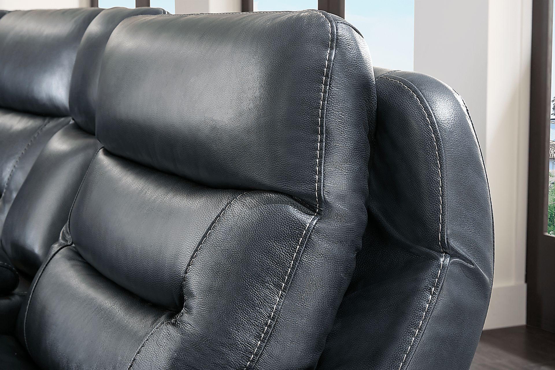 Regis Park Midnight Leather 7 Pc Dual Power Reclining Sectional - Image 6