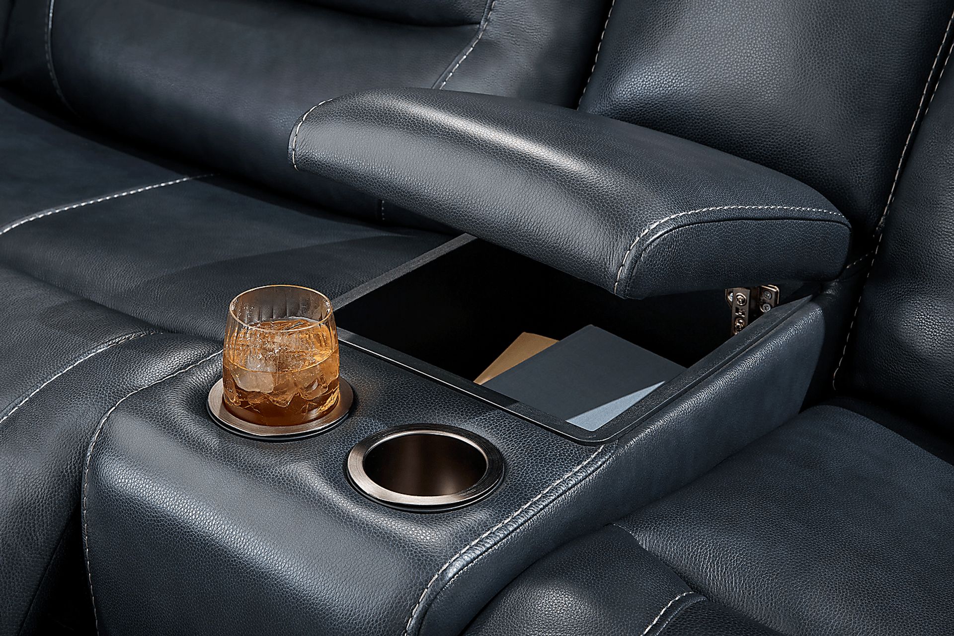 Regis Park Midnight Leather 7 Pc Dual Power Reclining Sectional - Image 7