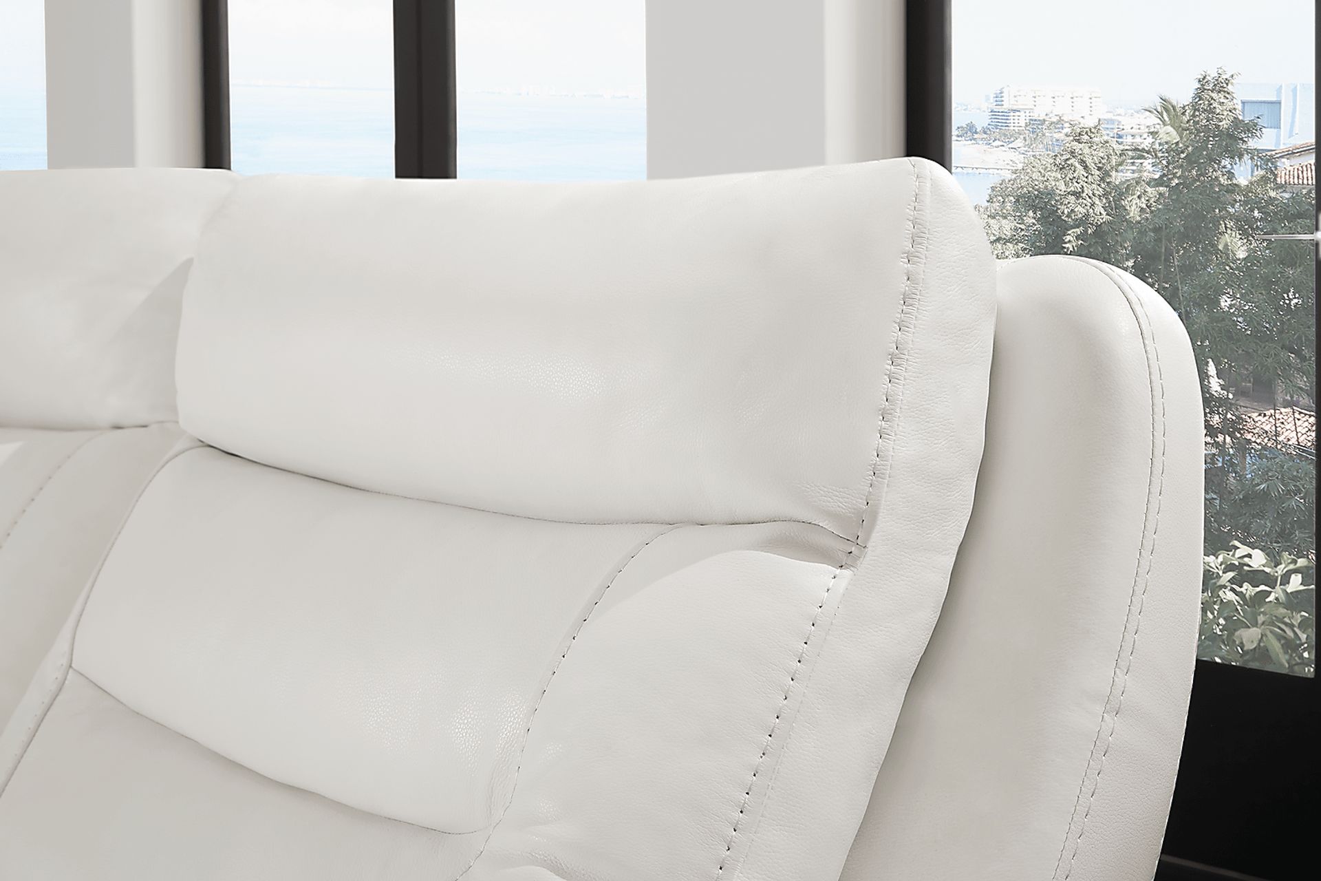 Regis Park White Leather 5 Pc Dual Power Reclining Sectional - Image 6