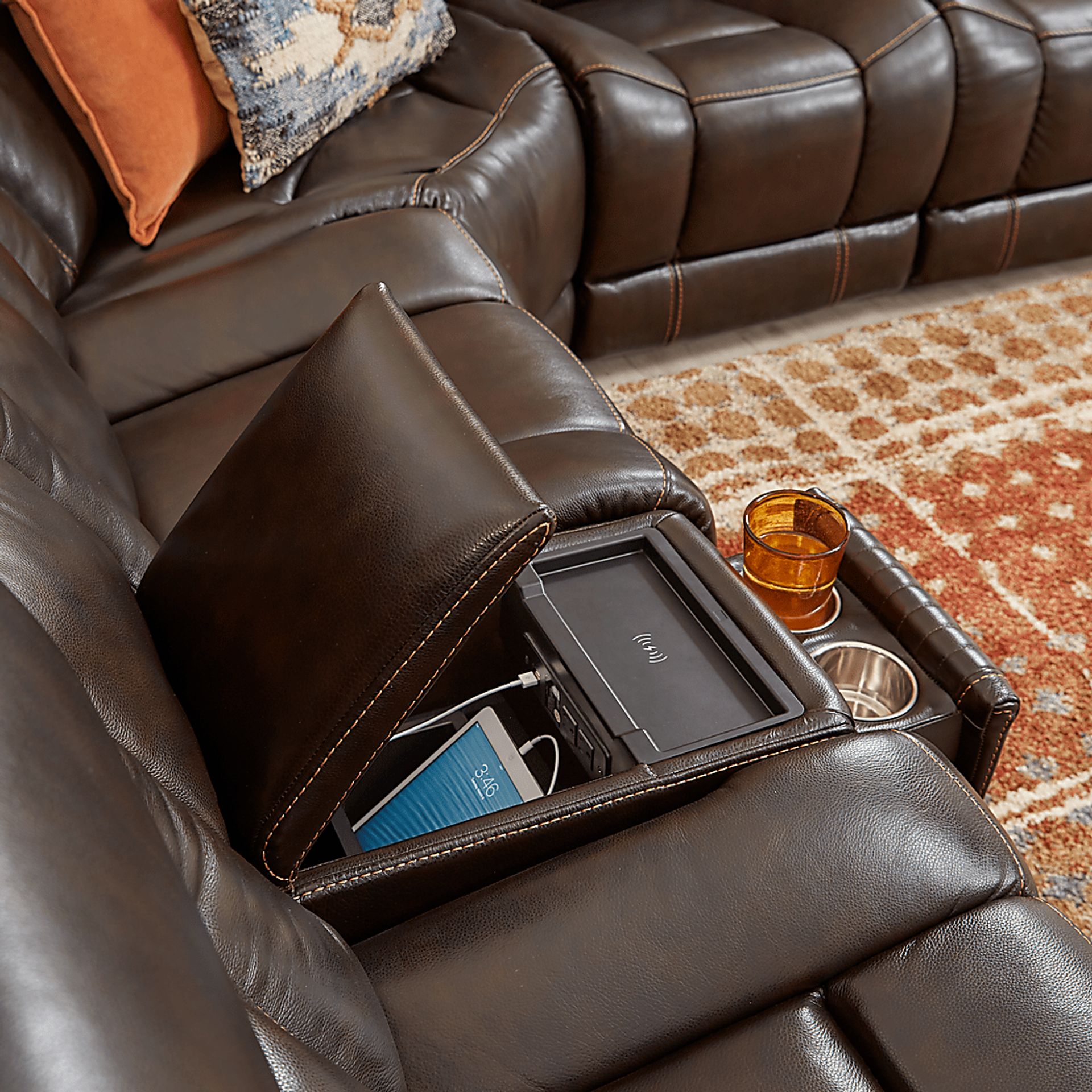 Cindy Crawford Home Willow Creek Walnut 9 Pc Leather Dual Power Reclining Sectional Living Room - Image 4