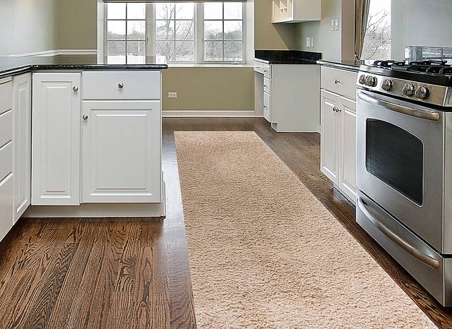 Cinthia Cream 2' x 7'2 Runner Rug - Thumbnail - Image 3