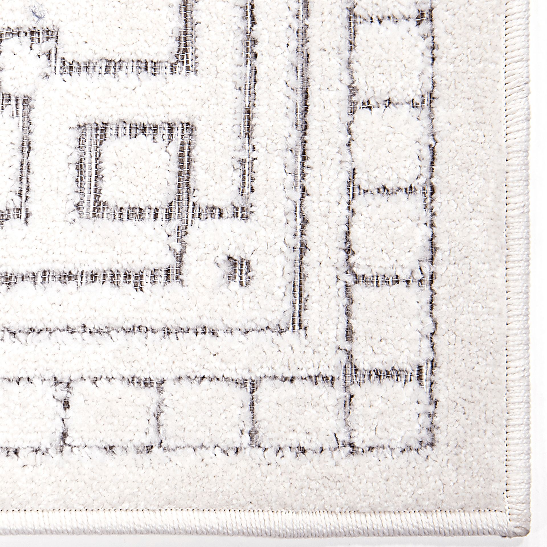 Clapp White 5'2 x 7'6 Rug - Image 3