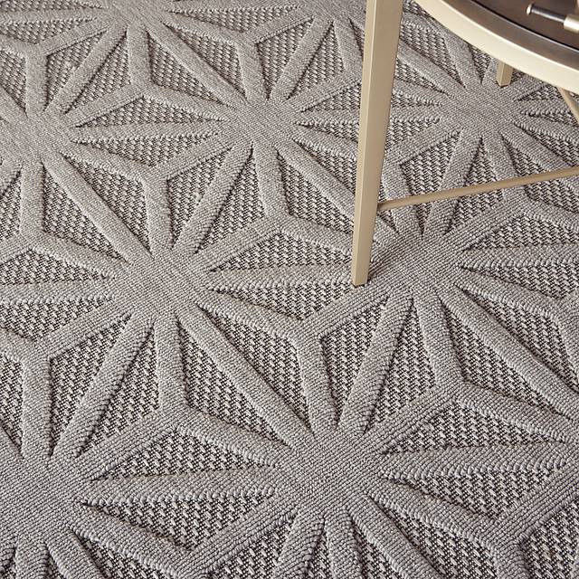 Clarene Light Gray 8' x 10' Indoor/Outdoor Rug - Thumbnail - Image 7