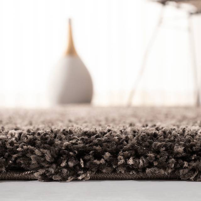 Cleona Dark Brown 5'3 x 7'6 Rug - Thumbnail - Image 3