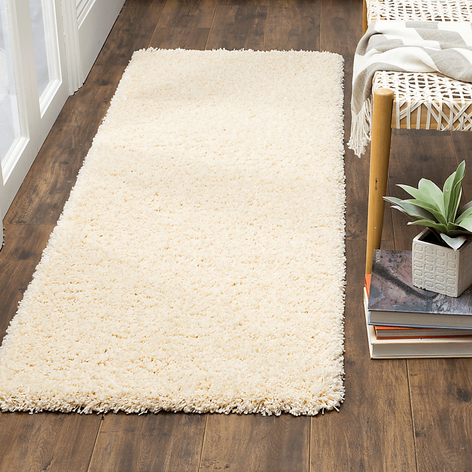 Cleona Ivory 2' x 7' Runner Rug - Image 4