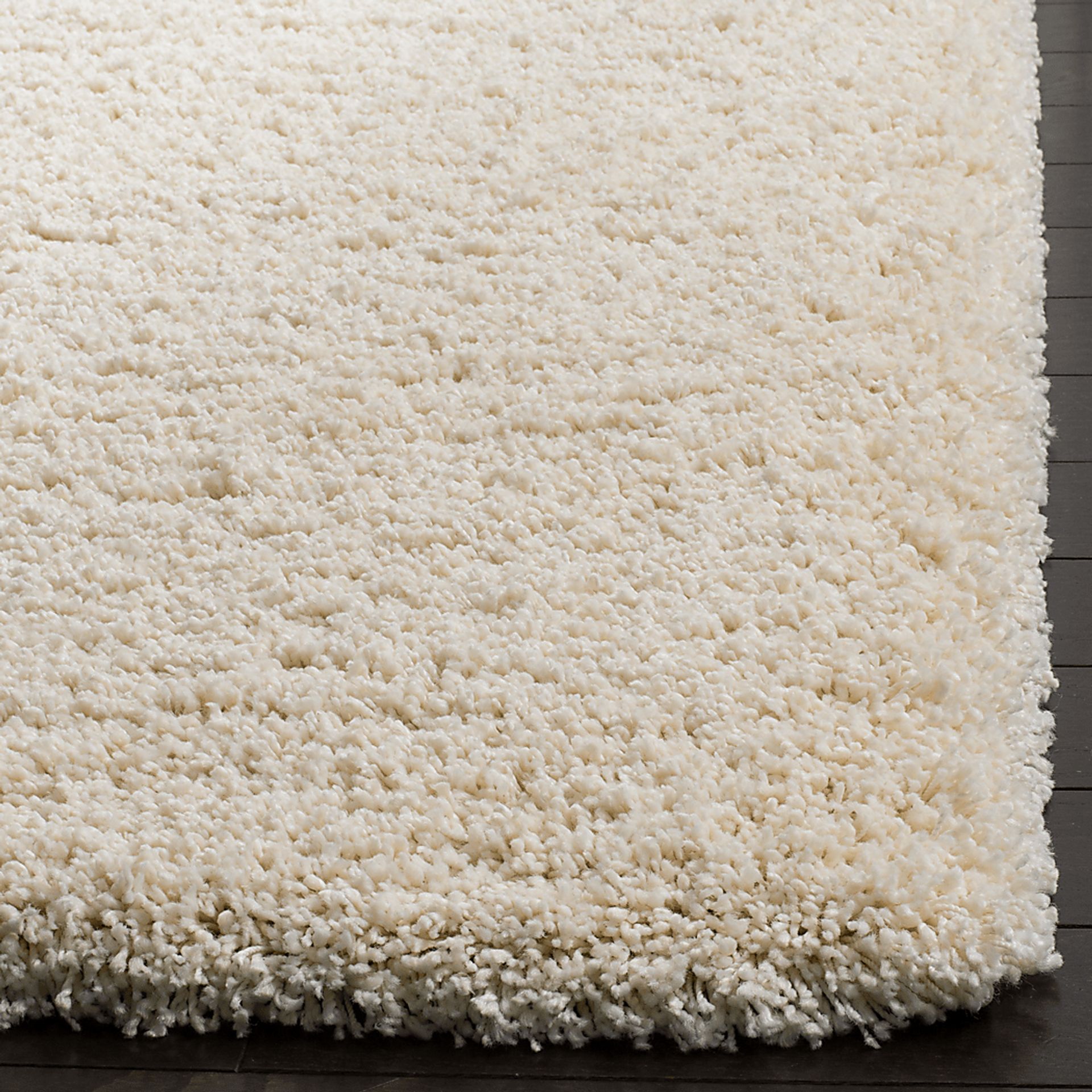 Cleona Ivory 4' x 6' Rug - Image 2