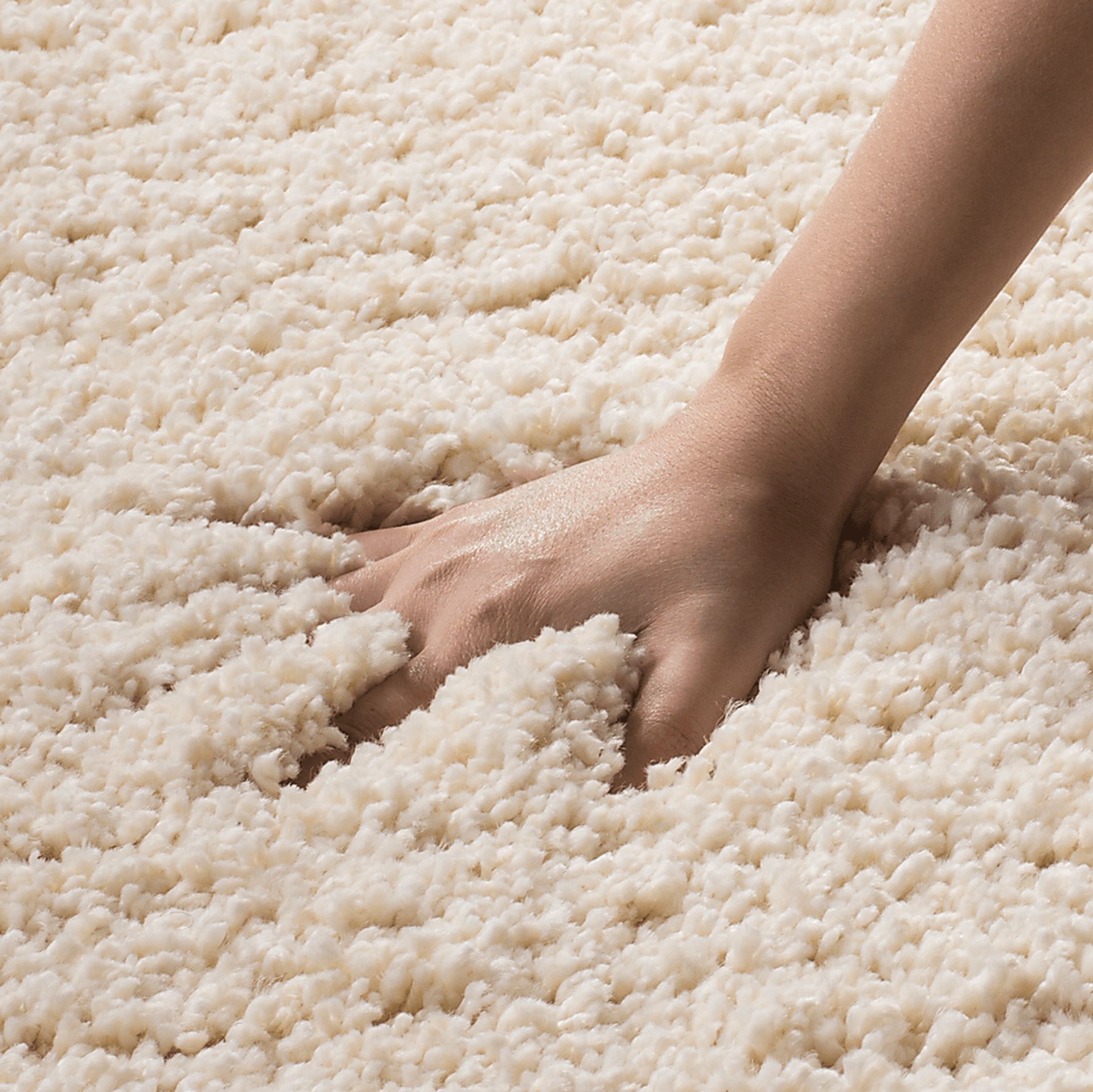 Cleona Ivory 4' x 6' Rug - Image 3
