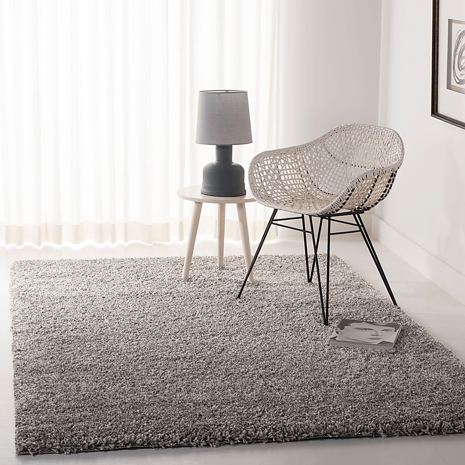 Cleona Silver 5'3 x 7'6 Rug - Image 4