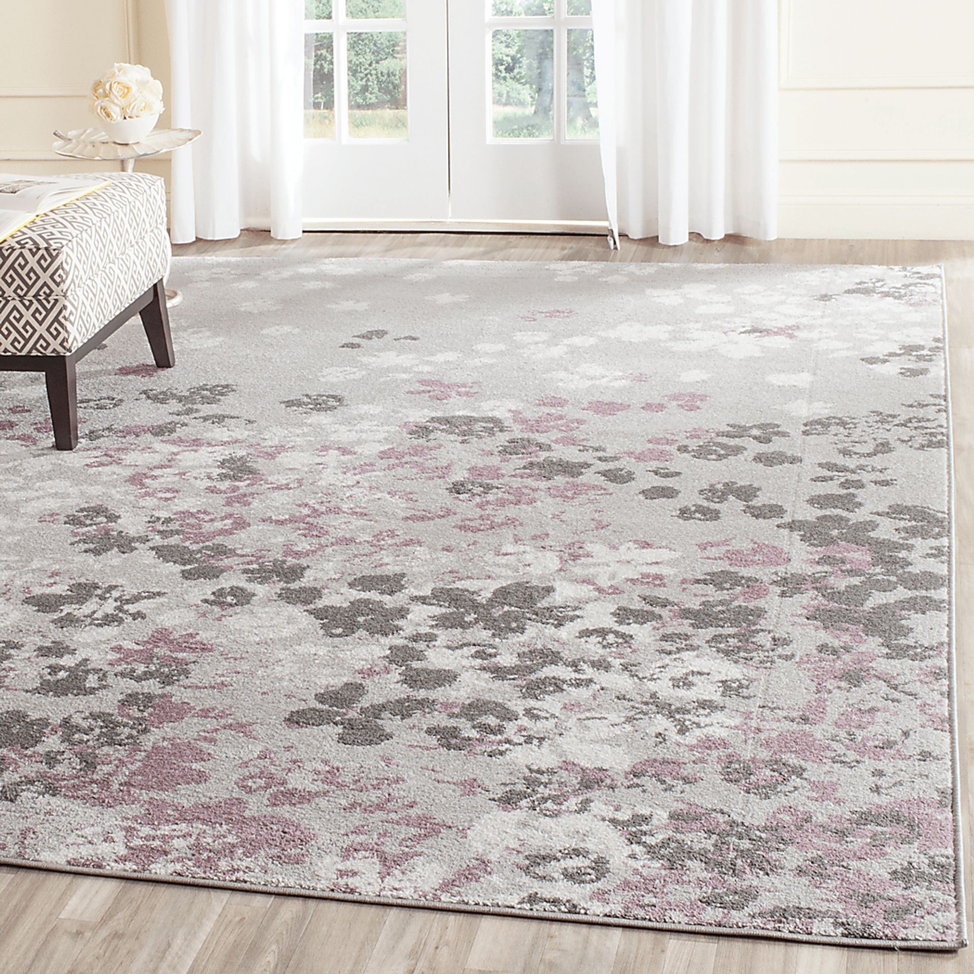 Cleora Light Gray 8' x 10' Rug - Image 3