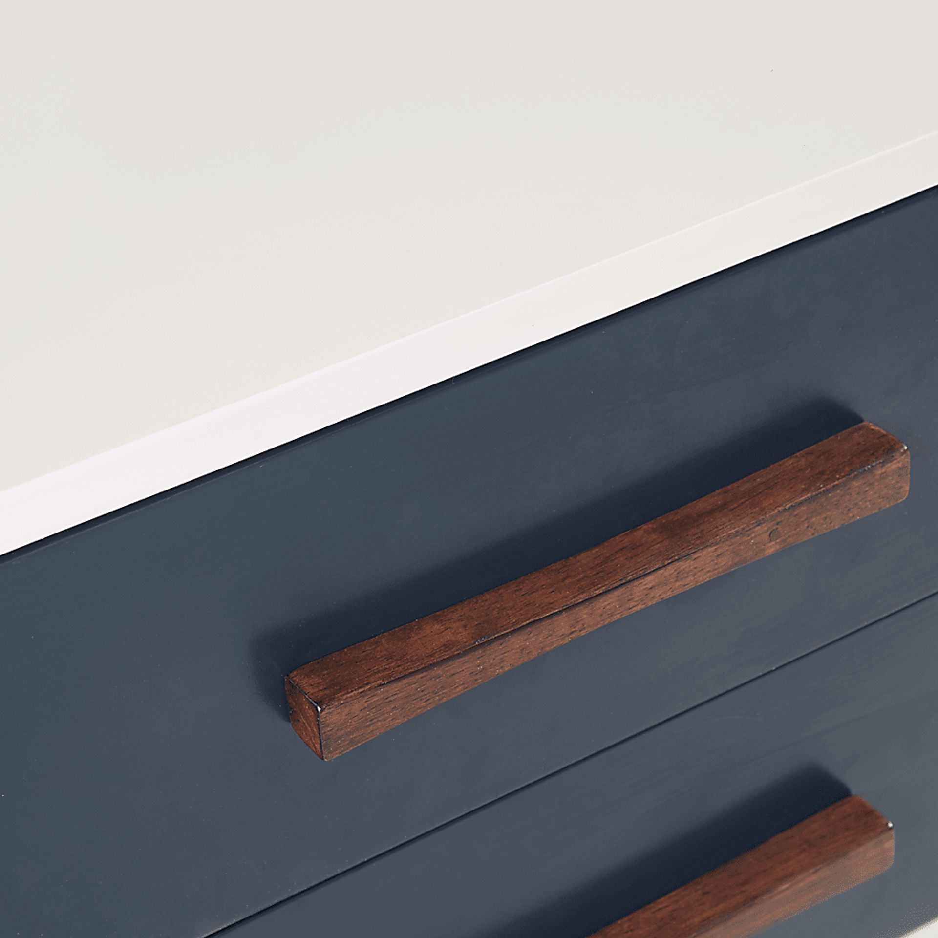 Cliffglen White Nightstand - Image 6