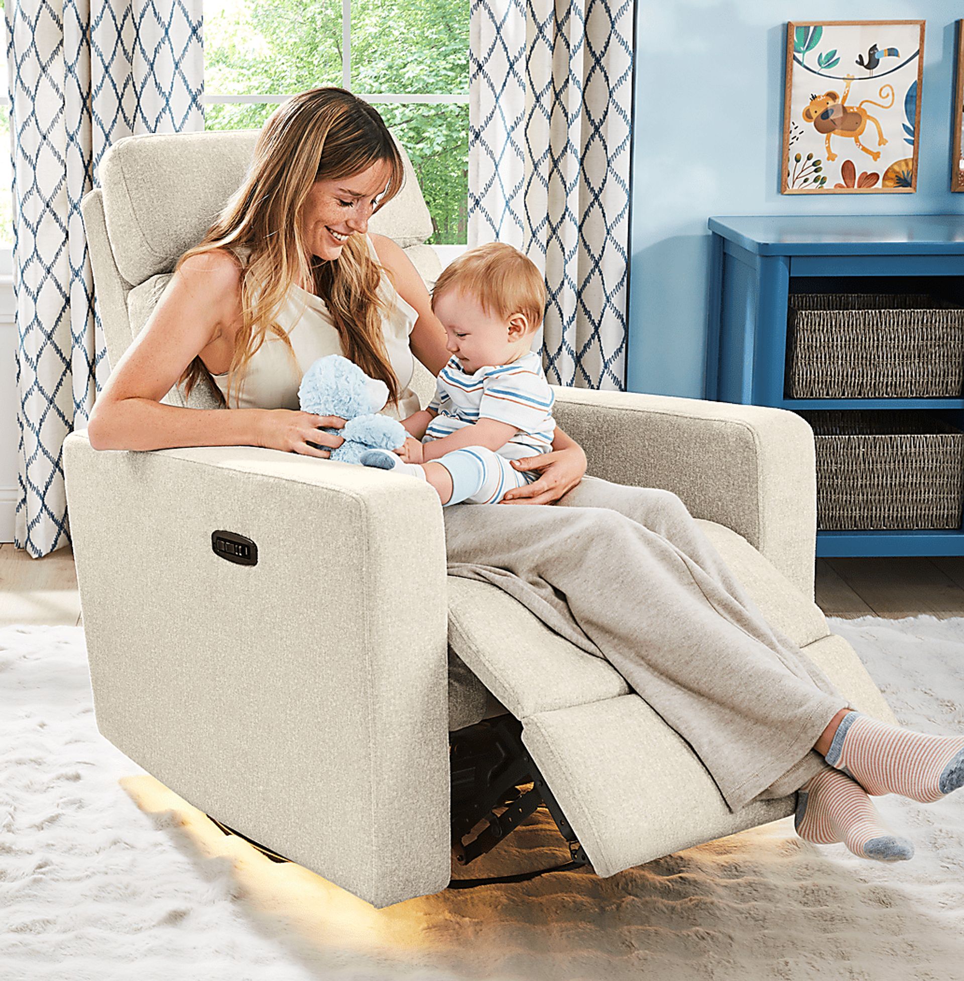 Clifton Gray Dual Power Swivel Glider Recliner - Image 6