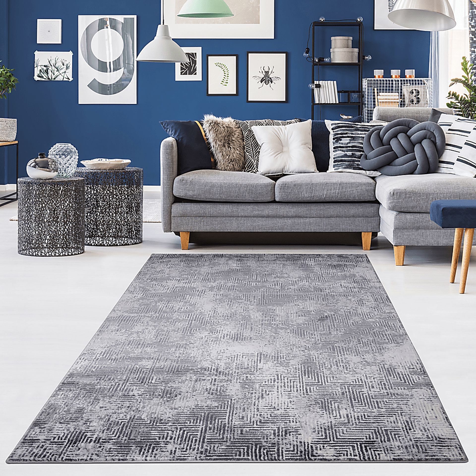 Closeburn Gray 5'3 x 7'6 Rug - Image 2