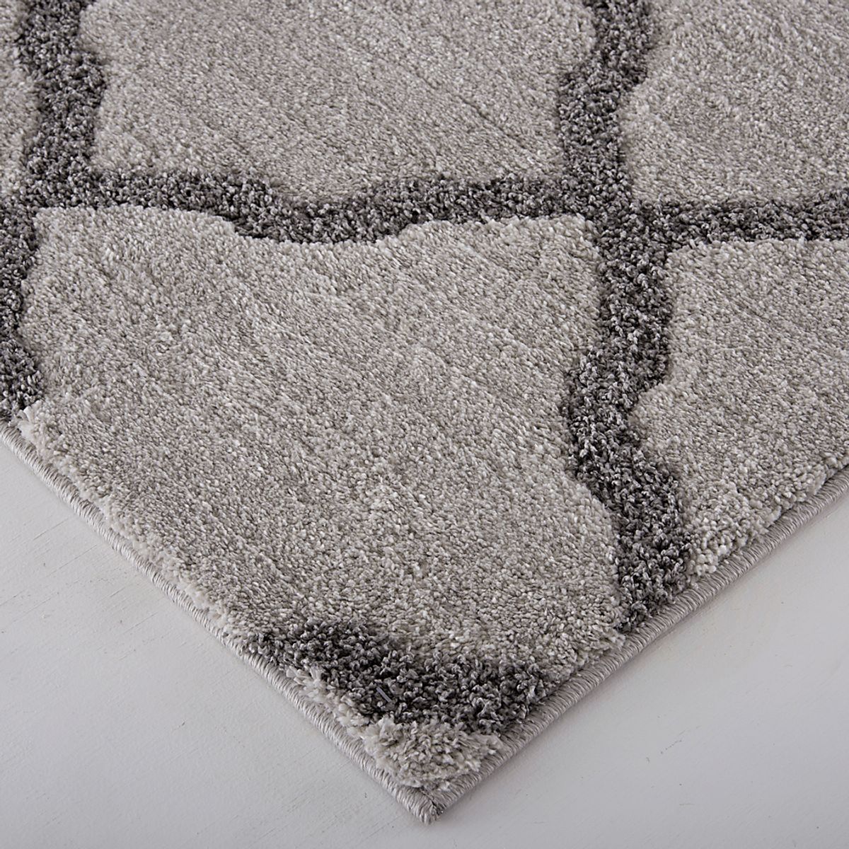 Cloudy Sky Dove Gray Rug | Rooms to Go