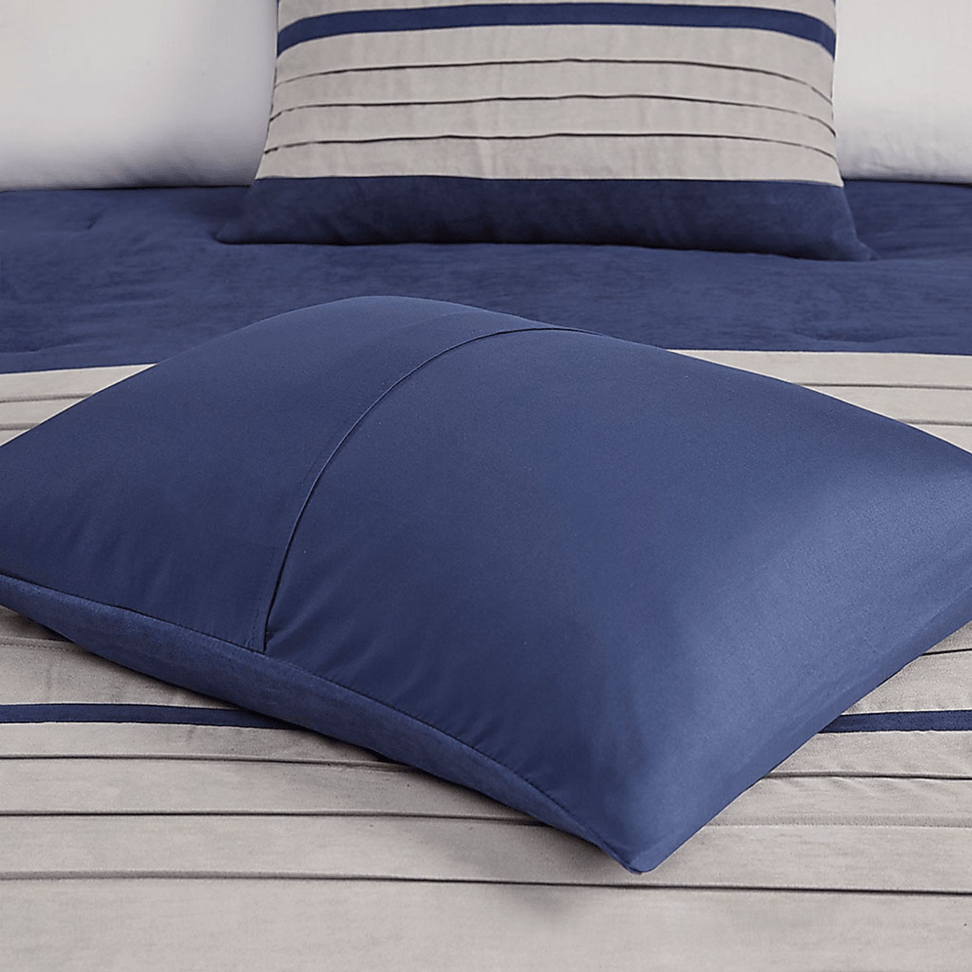 Clouet Blue 7 Pc King Comforter Set - Image 5