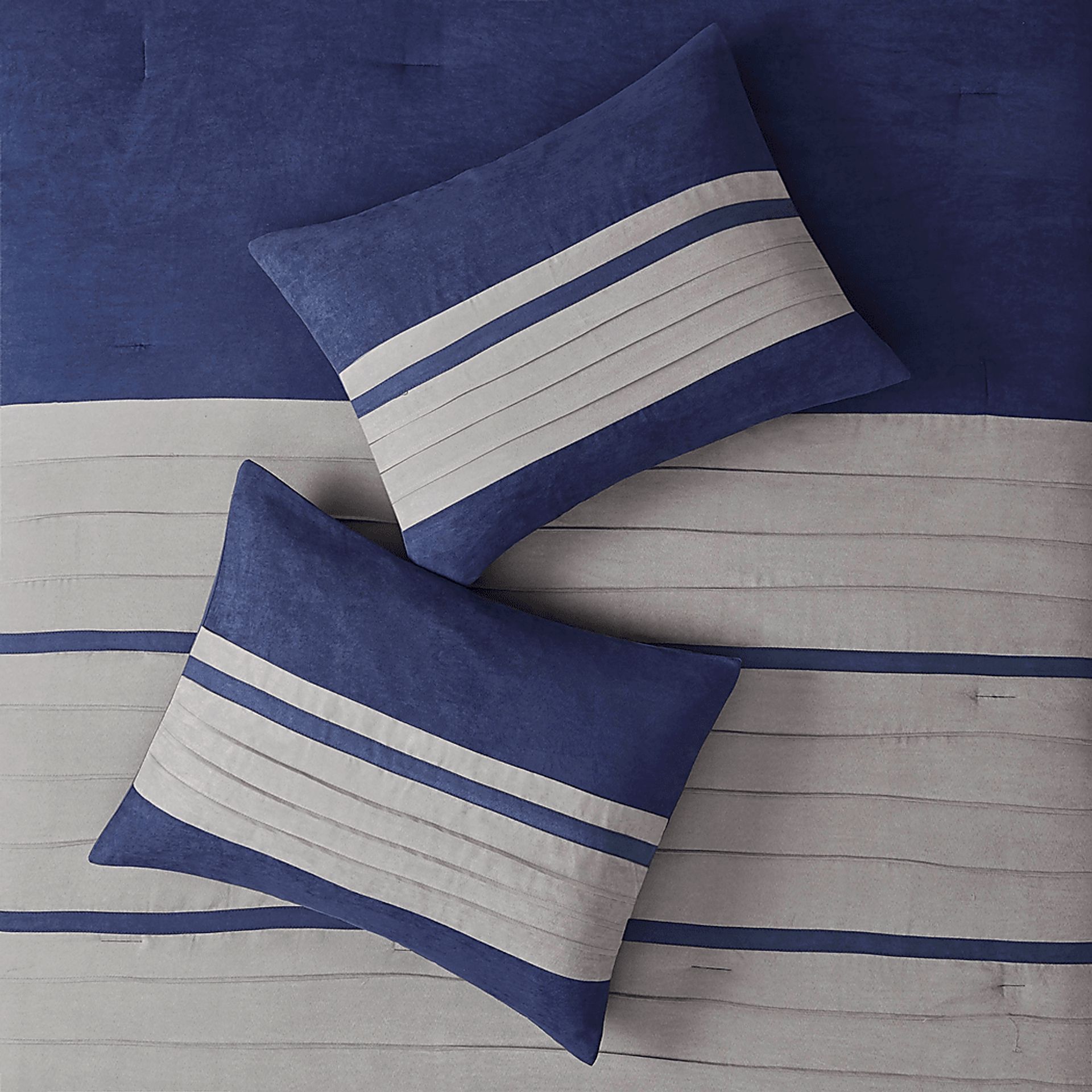 Clouet Blue 7 Pc King Comforter Set - Image 6