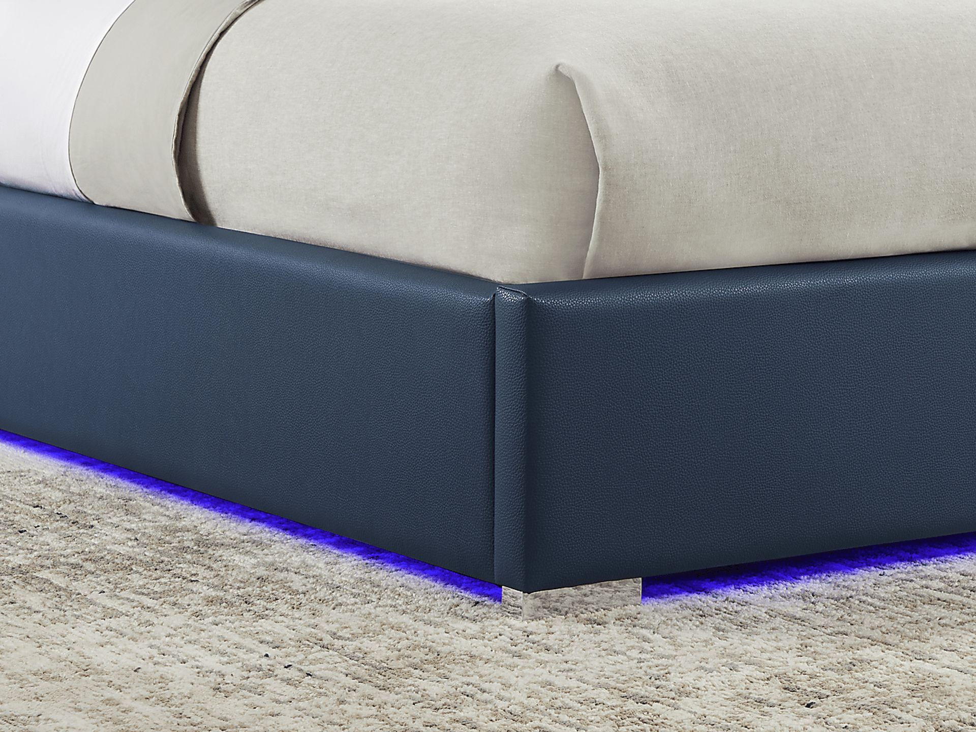 Coeval Court Blue 3 Pc King Upholstered Bed - Image 3