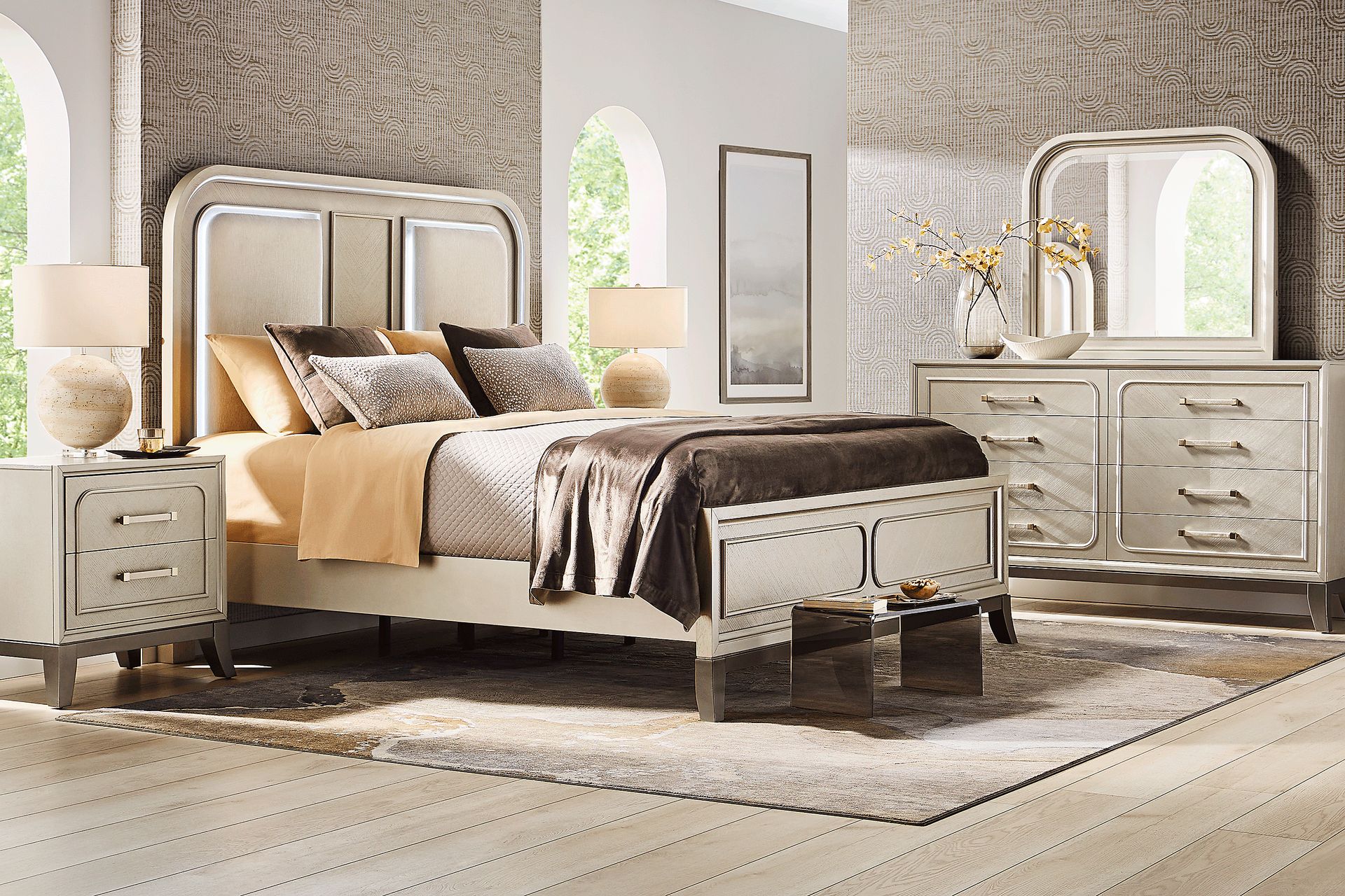 Colette Silver 5 Pc King Upholstered Bedroom - Image 1