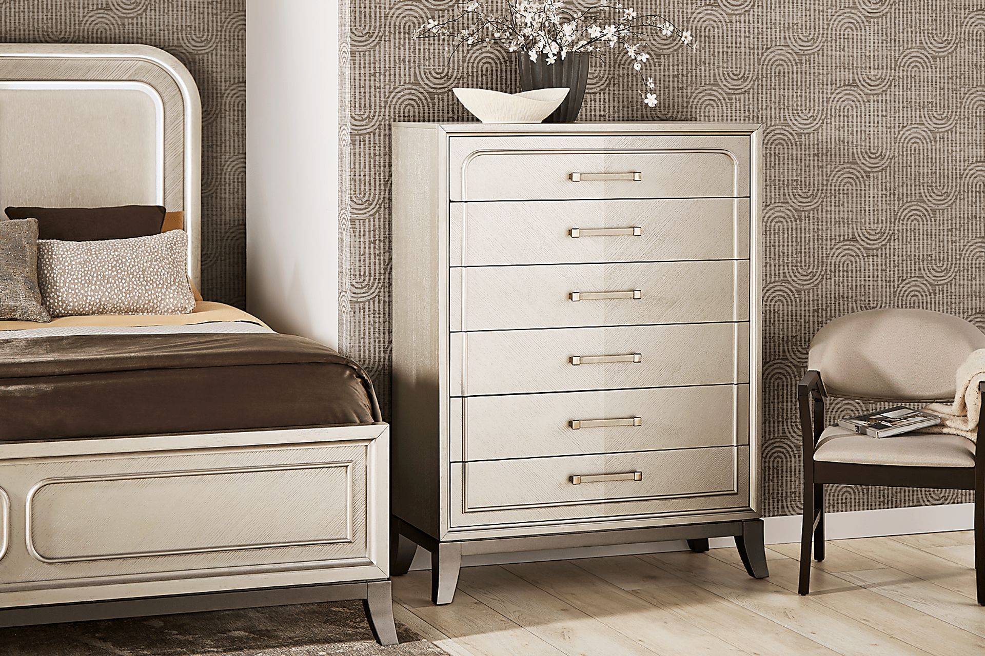 Colette Silver 5 Pc King Upholstered Bedroom - Image 4