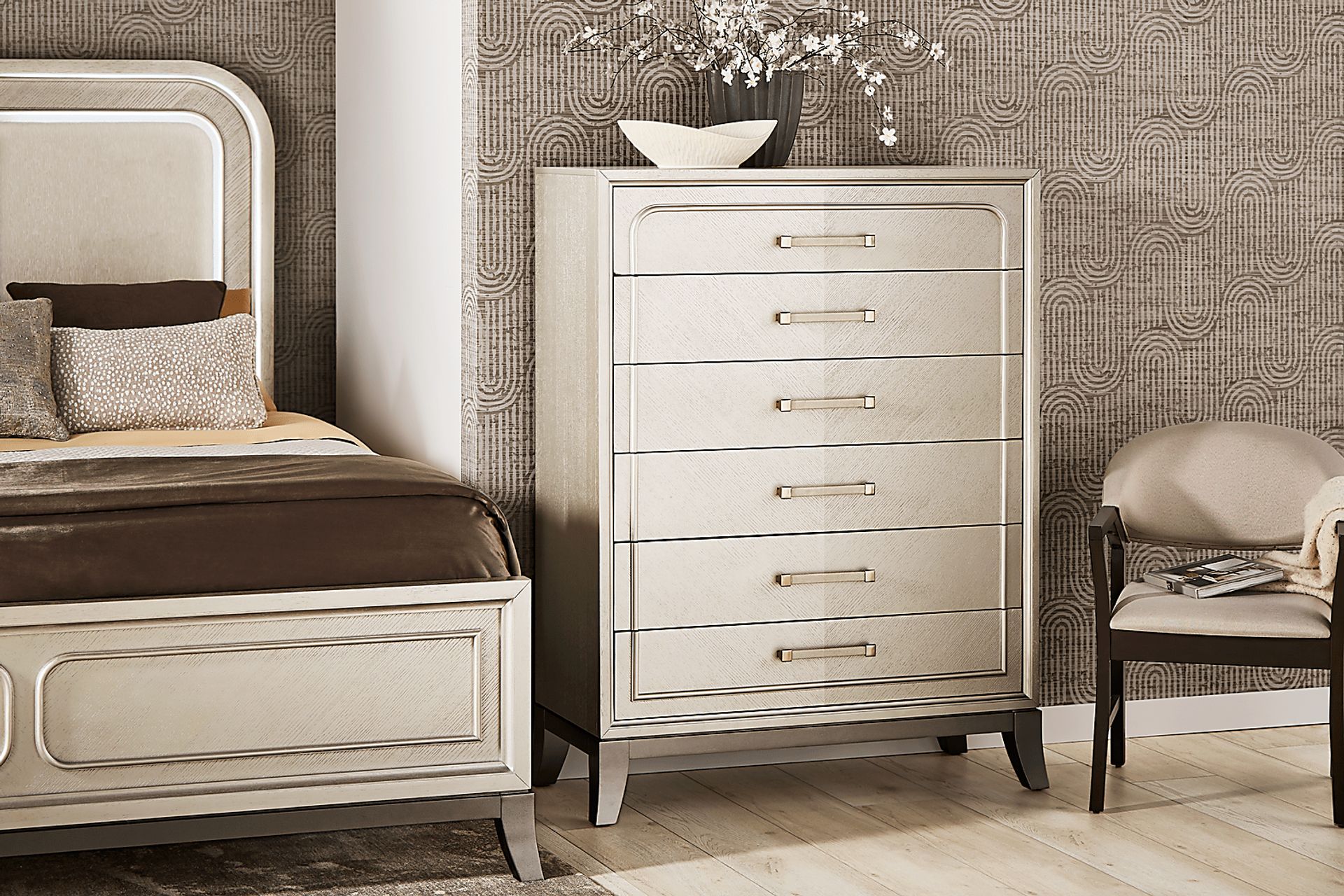 Colette Silver 5 Pc King Upholstered Bedroom - Image 4
