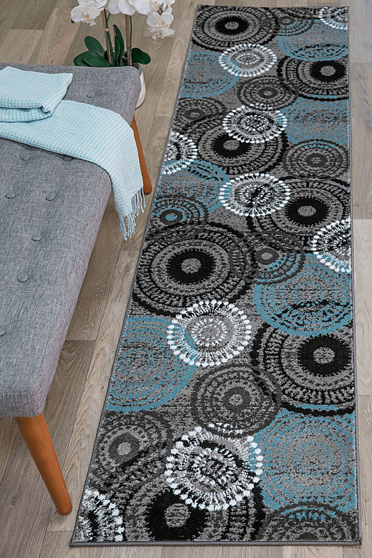 Colvyr Blue Rug | Rooms to Go