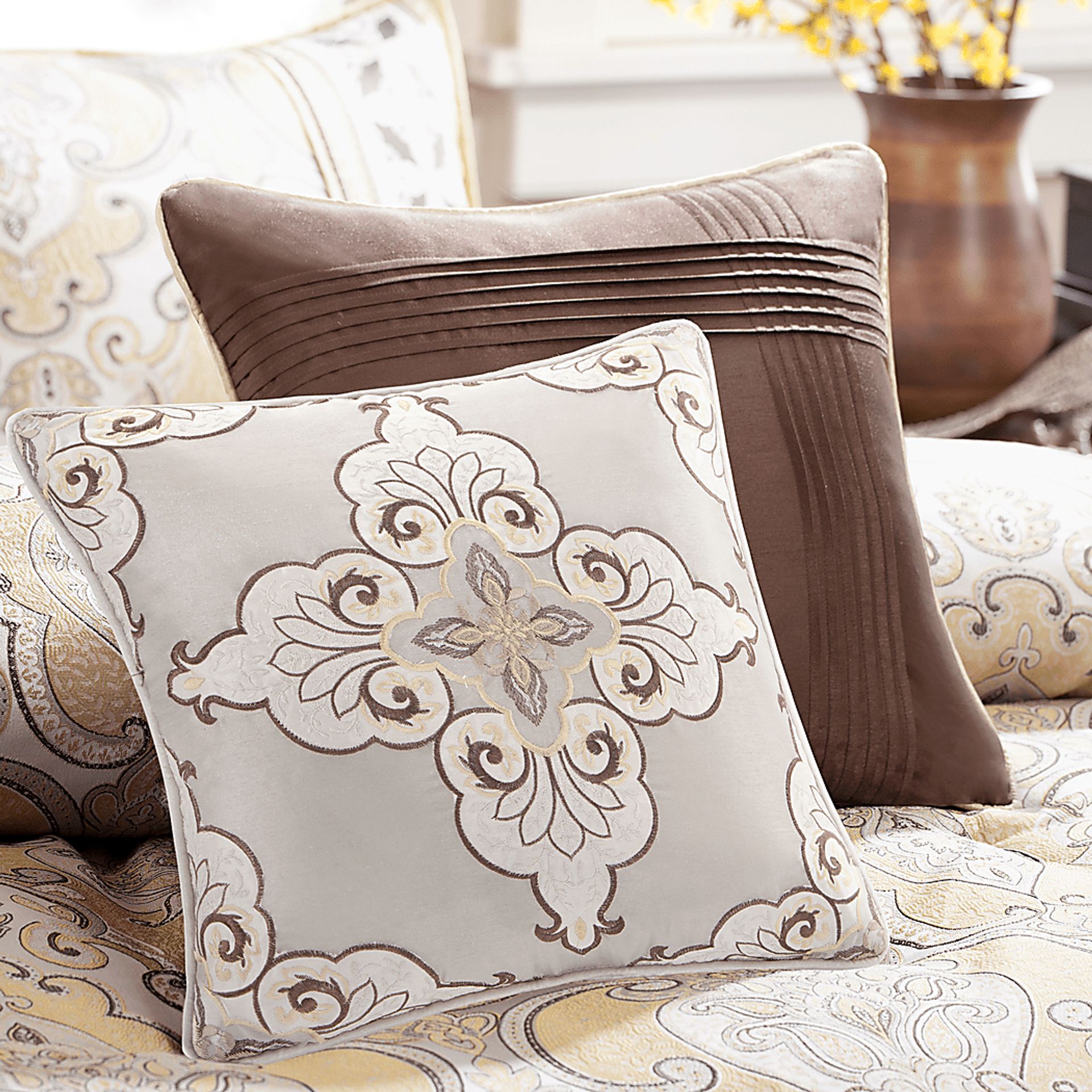 Conley Gold 7 Pc Queen Comforter Set - Image 3