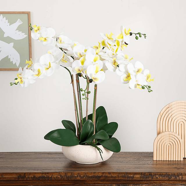 Connellsville White Silk Floral - Thumbnail - Image 2
