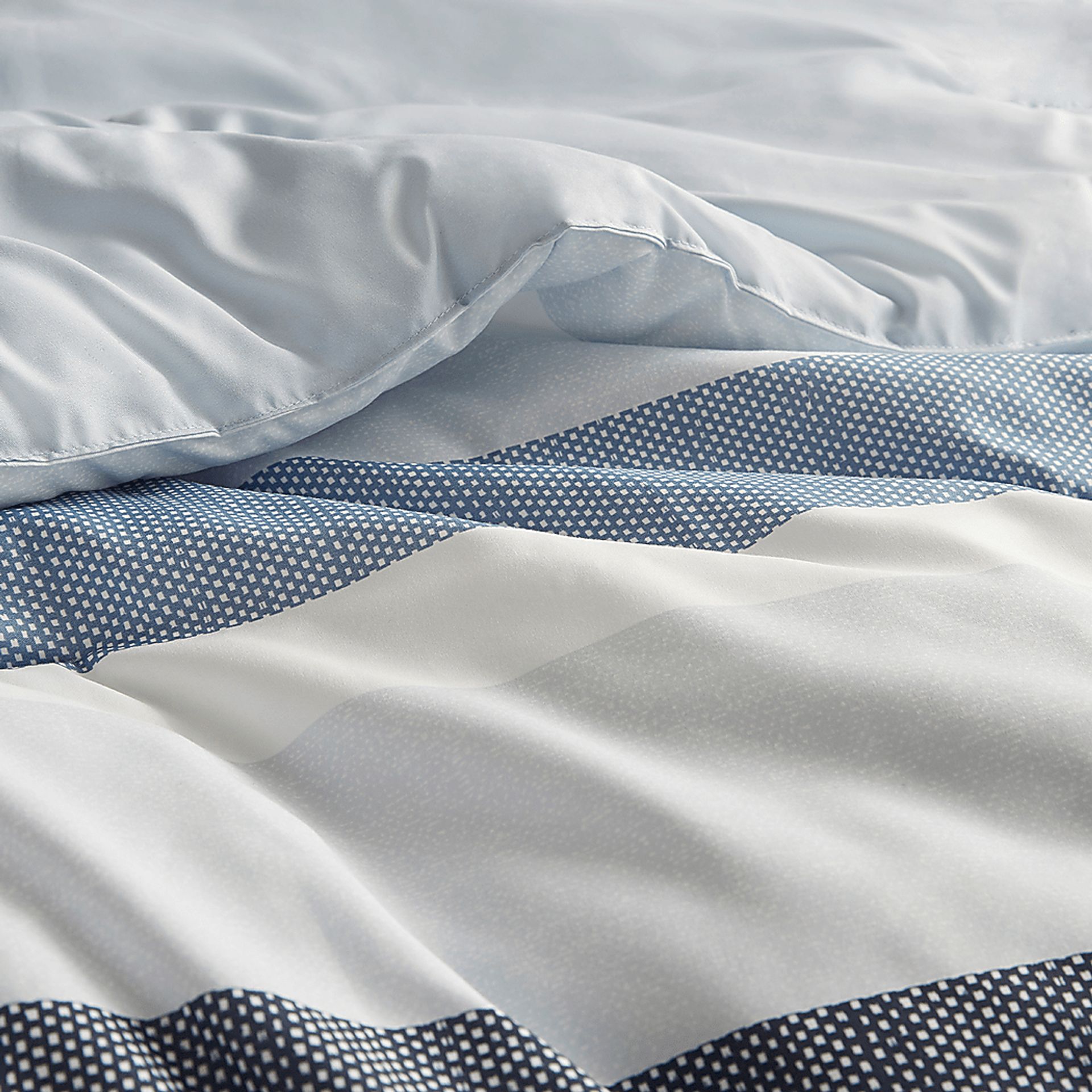 Connollya Blue Full/Queen 3 Pc Comforter Set - Image 15