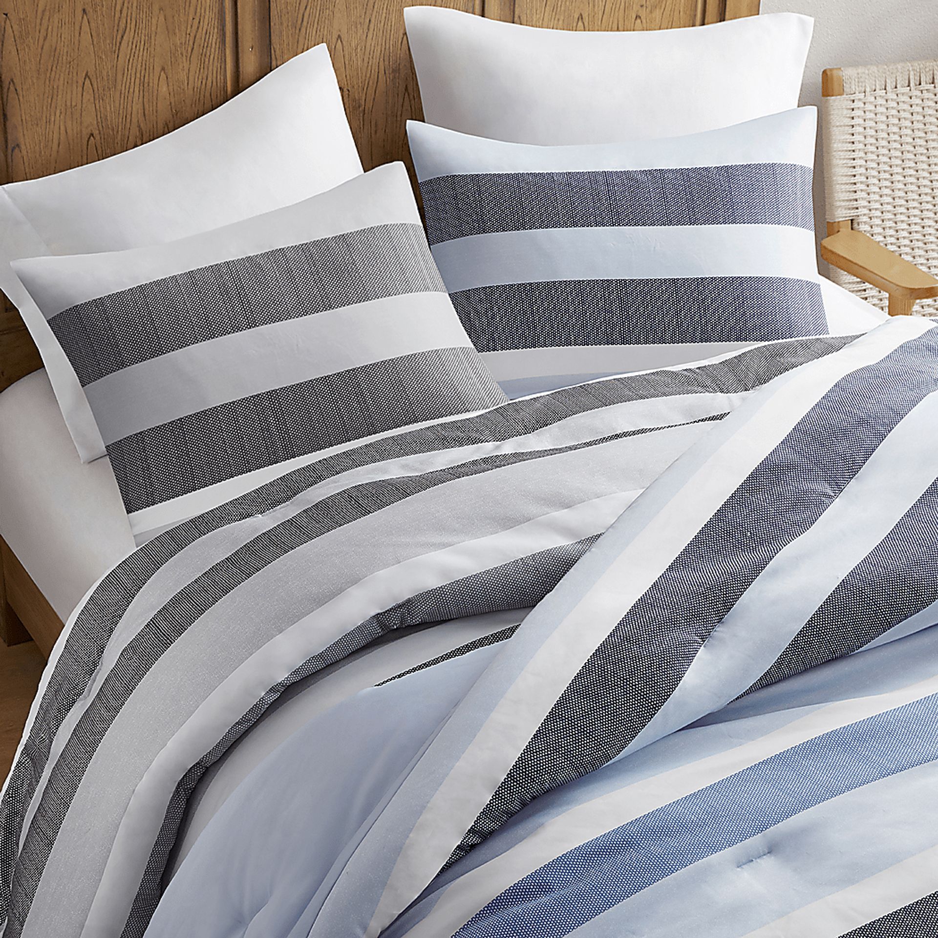 Connollya Blue Full/Queen 3 Pc Comforter Set - Image 16