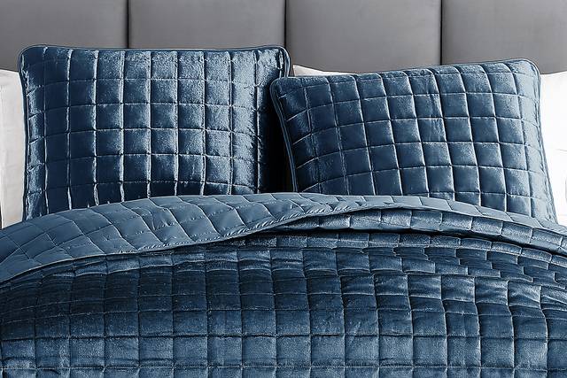Constock Blue 3 Pc King Coverlet Set - Thumbnail - Image 3