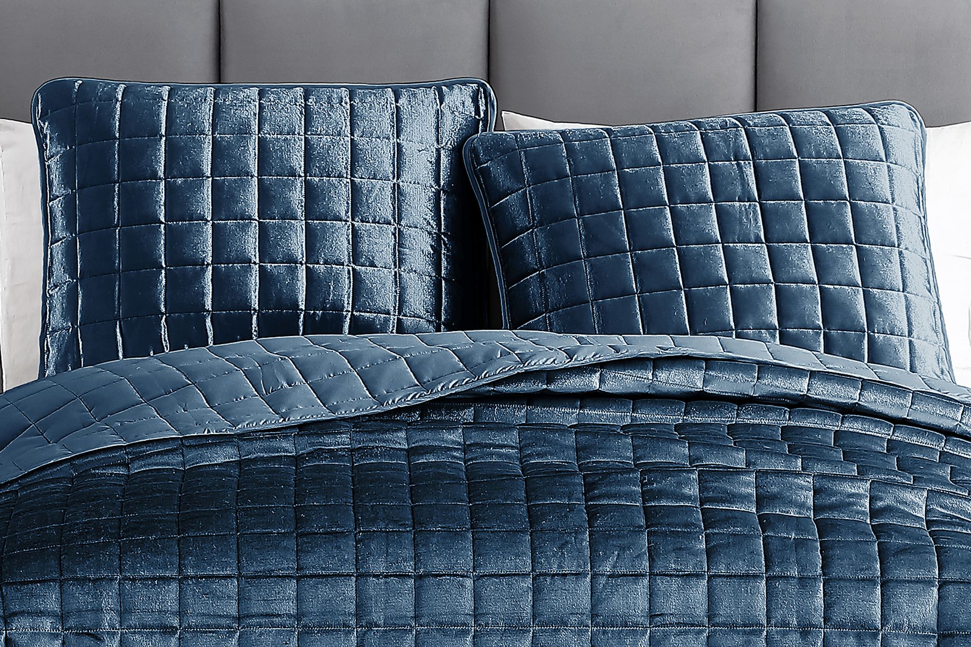 Constock Blue 3 Pc Queen Coverlet Set - Image 3