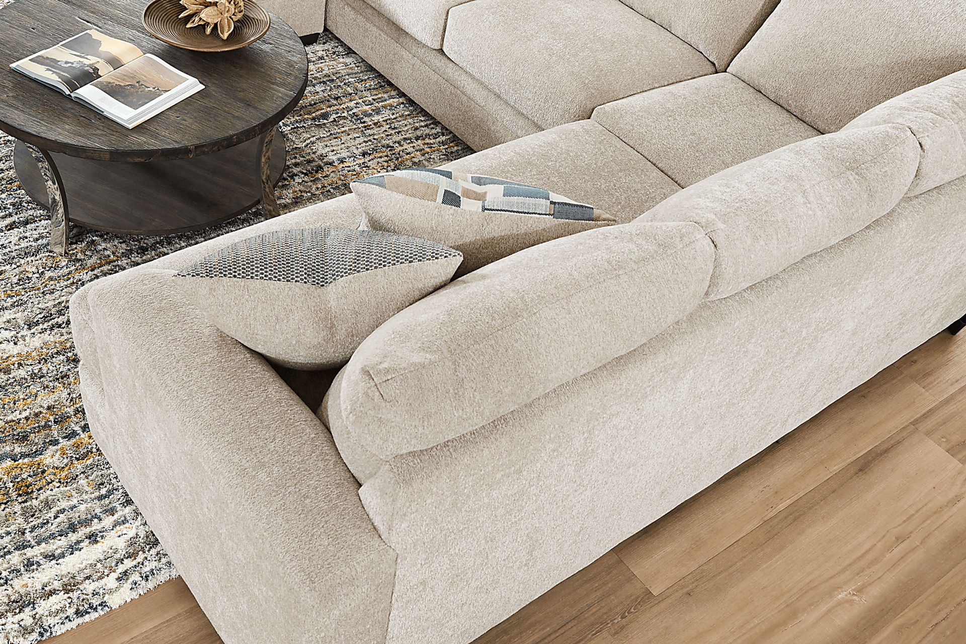 Copley Place Linen 2 Pc Sleeper Sectional - Image 4