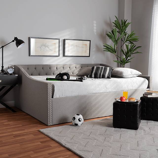 Copper Court Gray Queen Daybed - Thumbnail - Image 4
