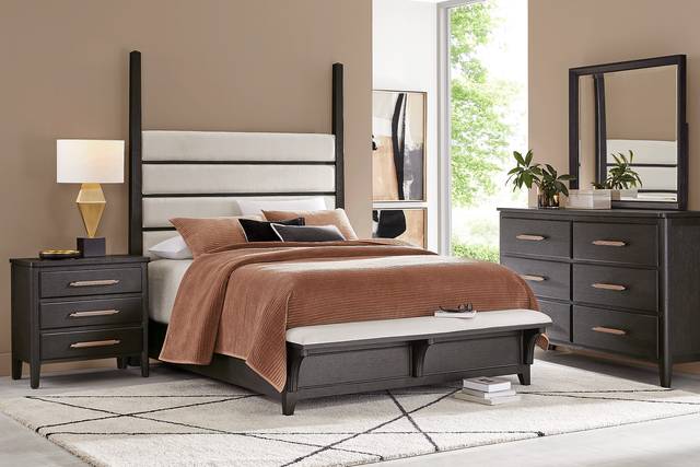 Copperline Black 7 Pc Queen Poster Bedroom with Bench - Thumbnail - Image 1