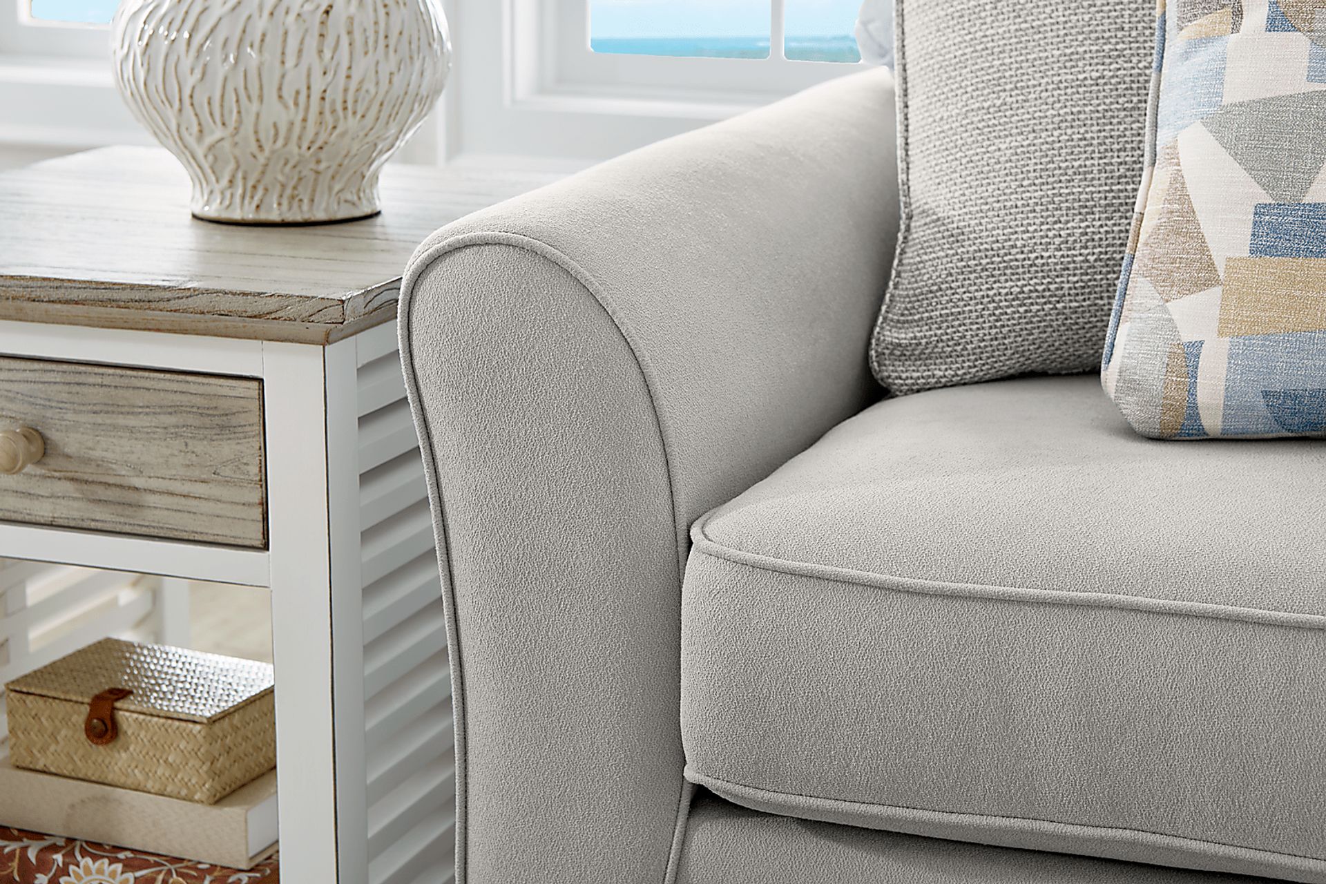 Coralville Gray 5 Pc Living Room - Image 3