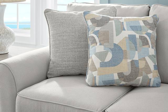 Coralville Gray 5 Pc Living Room - Thumbnail - Image 4